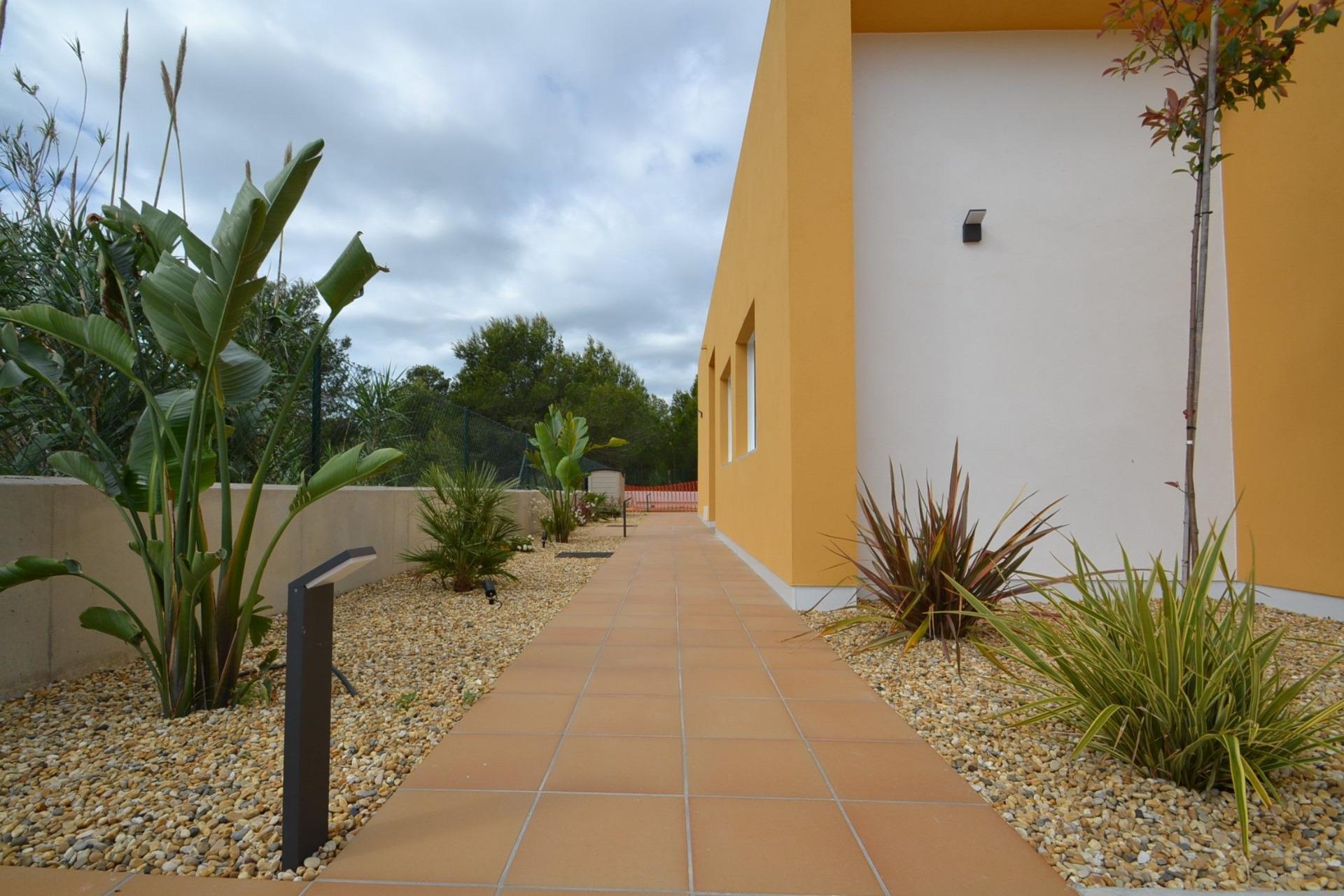 Chalets a estrenar en la playa de Riumar - foto 24