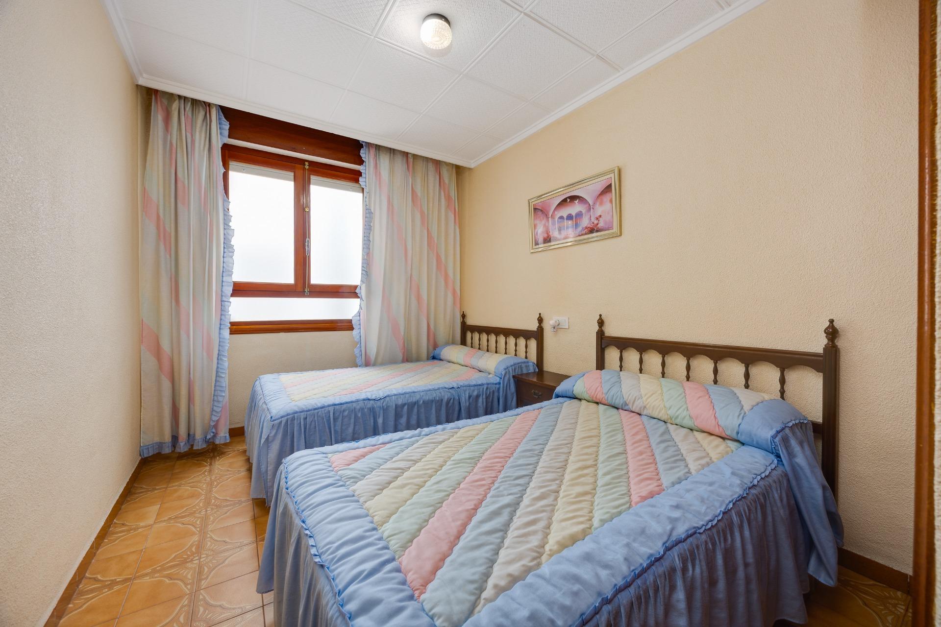 Apartamento en primera línea con vistas frontales al mar en  - foto 15