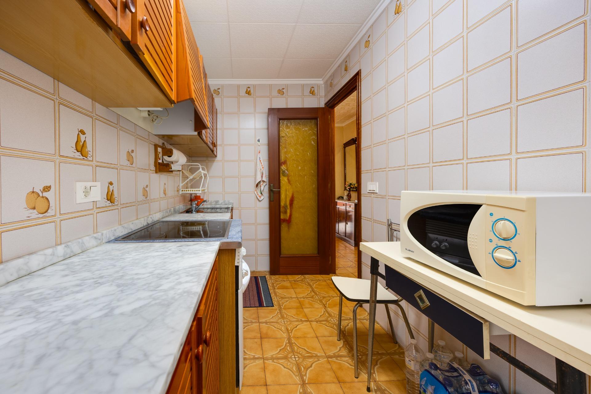 Apartamento en primera línea con vistas frontales al mar en  - foto 8