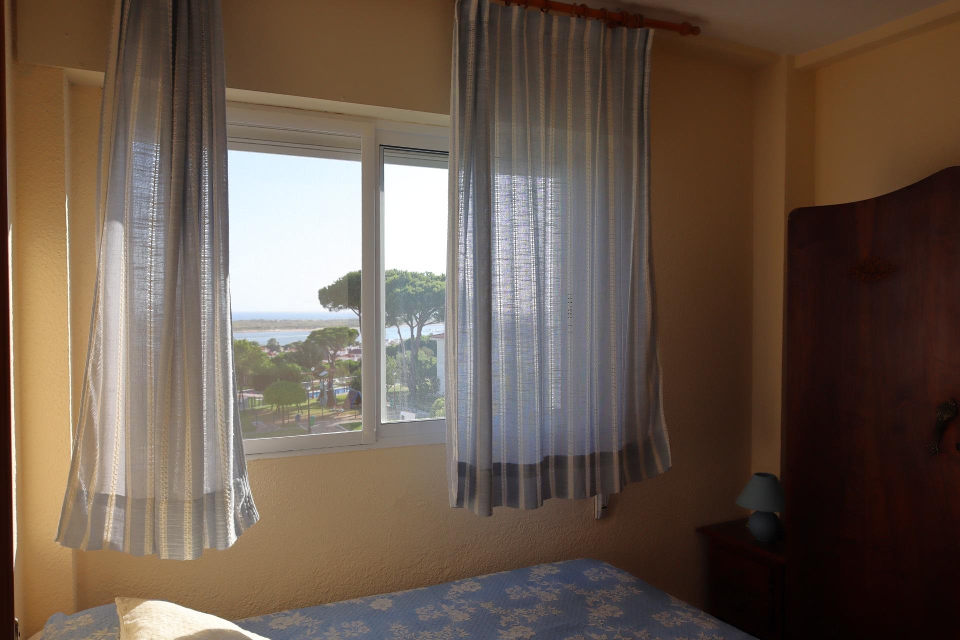 Apartamento reformado en El Rompido con vistas al pinar y rí - foto 23