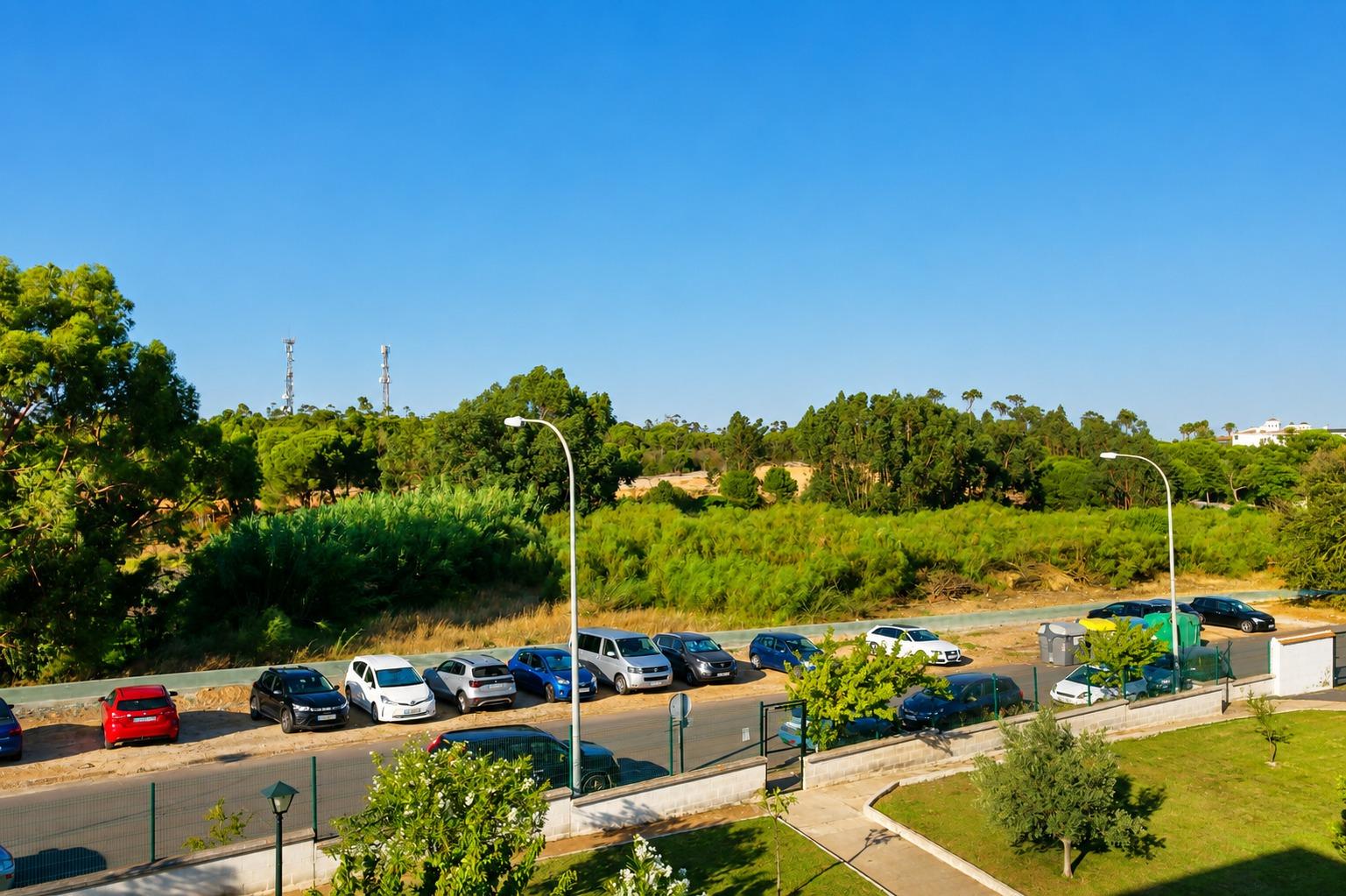 Apartamento reformado en El Rompido con vistas al pinar y rí - foto 9