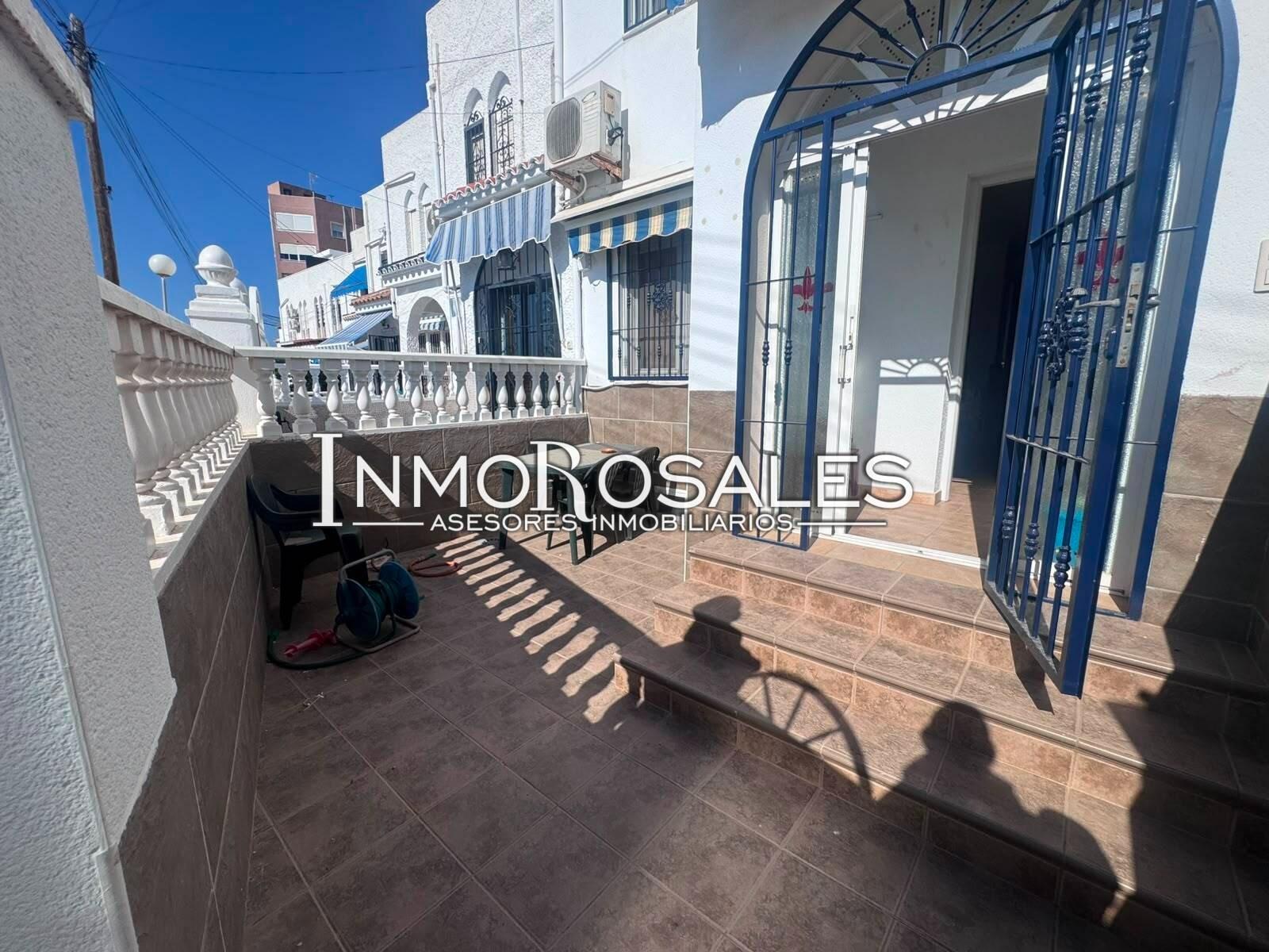 LICENCIA USO TURISTICO - CASA ADOSADA A 4 MIN ANDANDO PLAYA  - foto 2