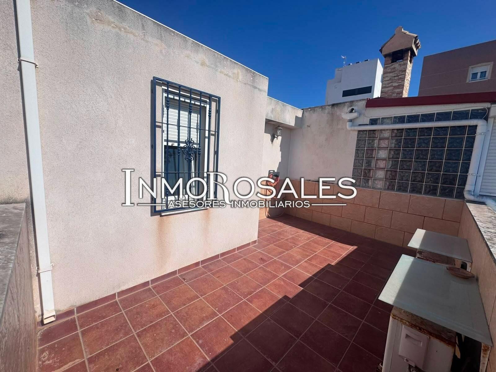 LICENCIA USO TURISTICO - CASA ADOSADA A 4 MIN ANDANDO PLAYA  - foto 17