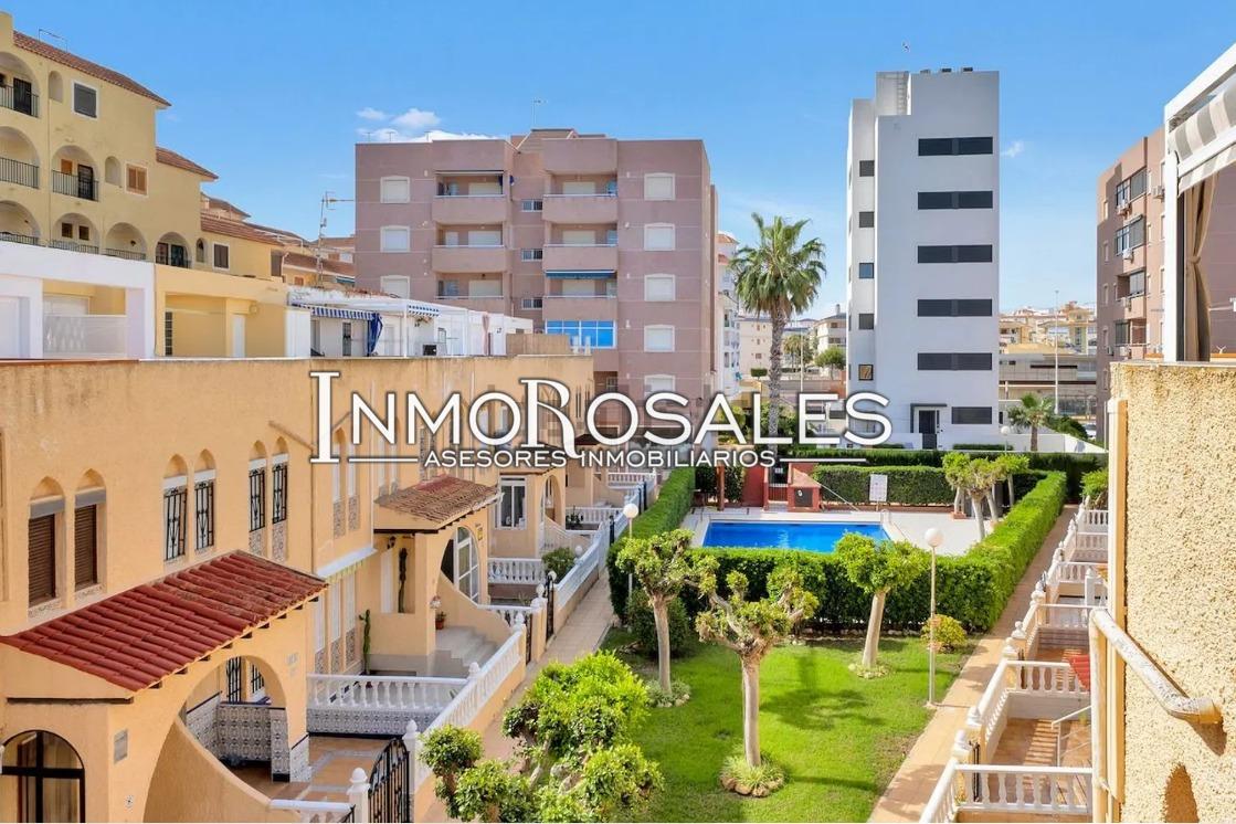 LICENCIA USO TURISTICO - CASA ADOSADA A 4 MIN ANDANDO PLAYA  - foto 23