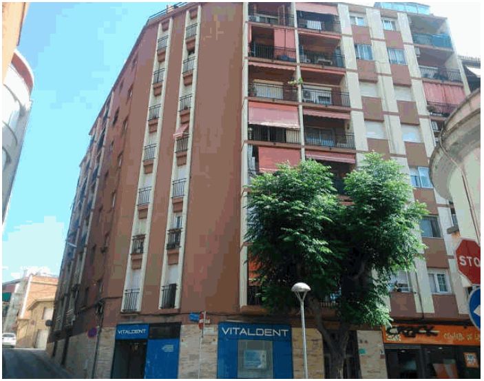 Se vende Piso OKUPADO en Calle Cervantes 79 Rubí, (Barcelona - foto 3