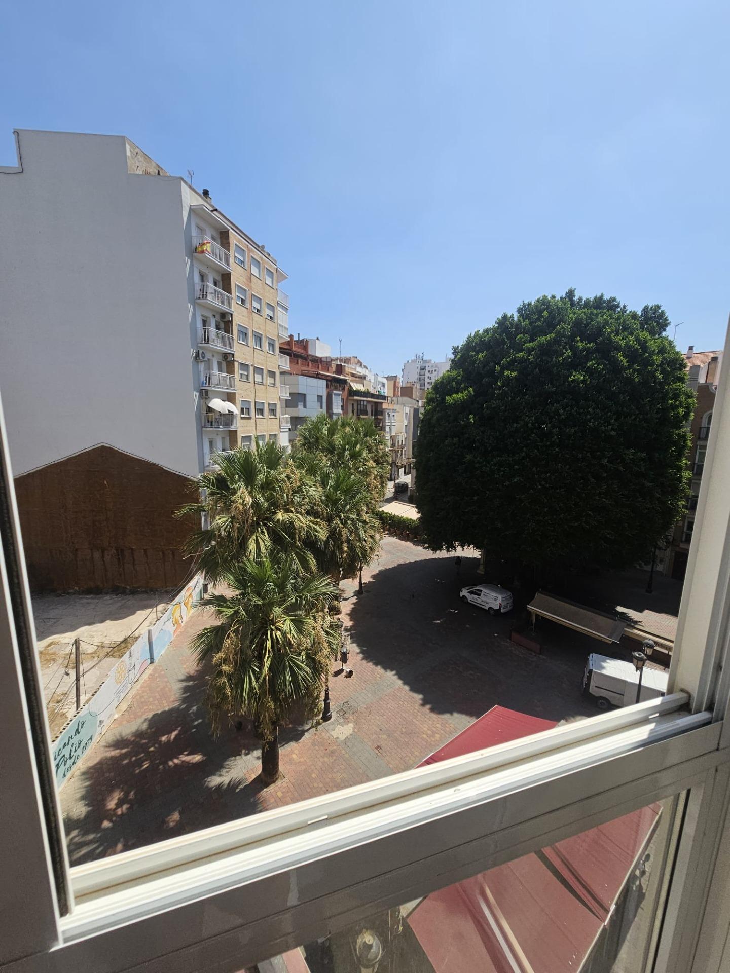 DISPONIBLE CENTRO DE CARTAGENA - foto 12