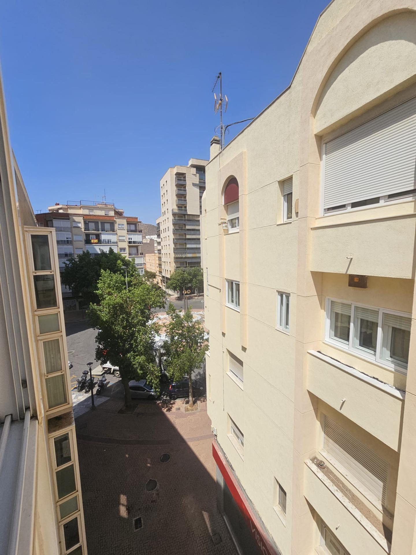 DISPONIBLE CENTRO DE CARTAGENA - foto 13