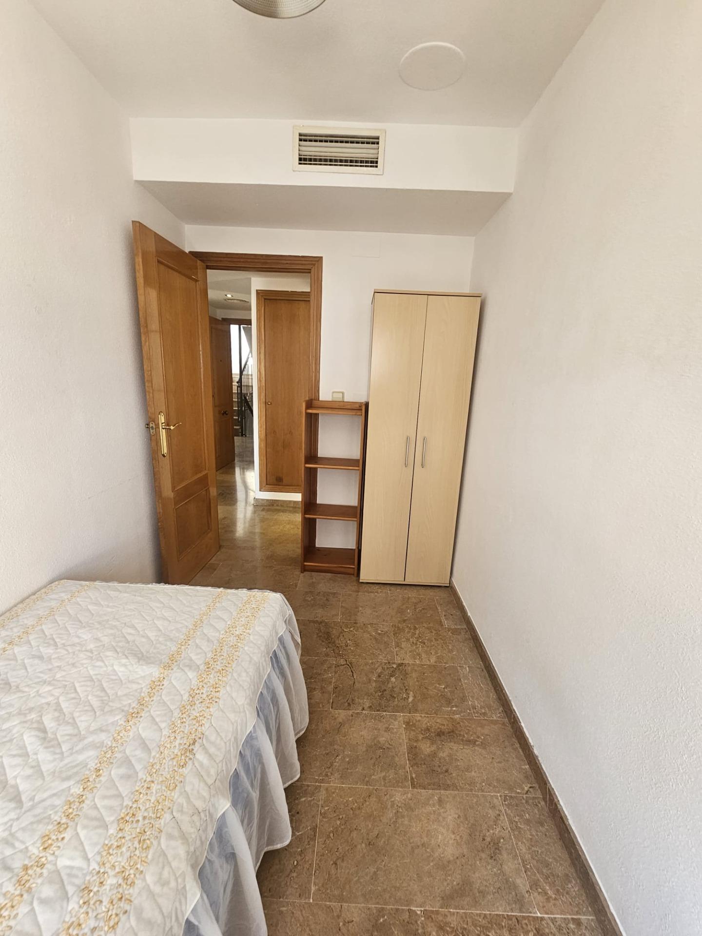 DISPONIBLE CENTRO DE CARTAGENA - foto 18