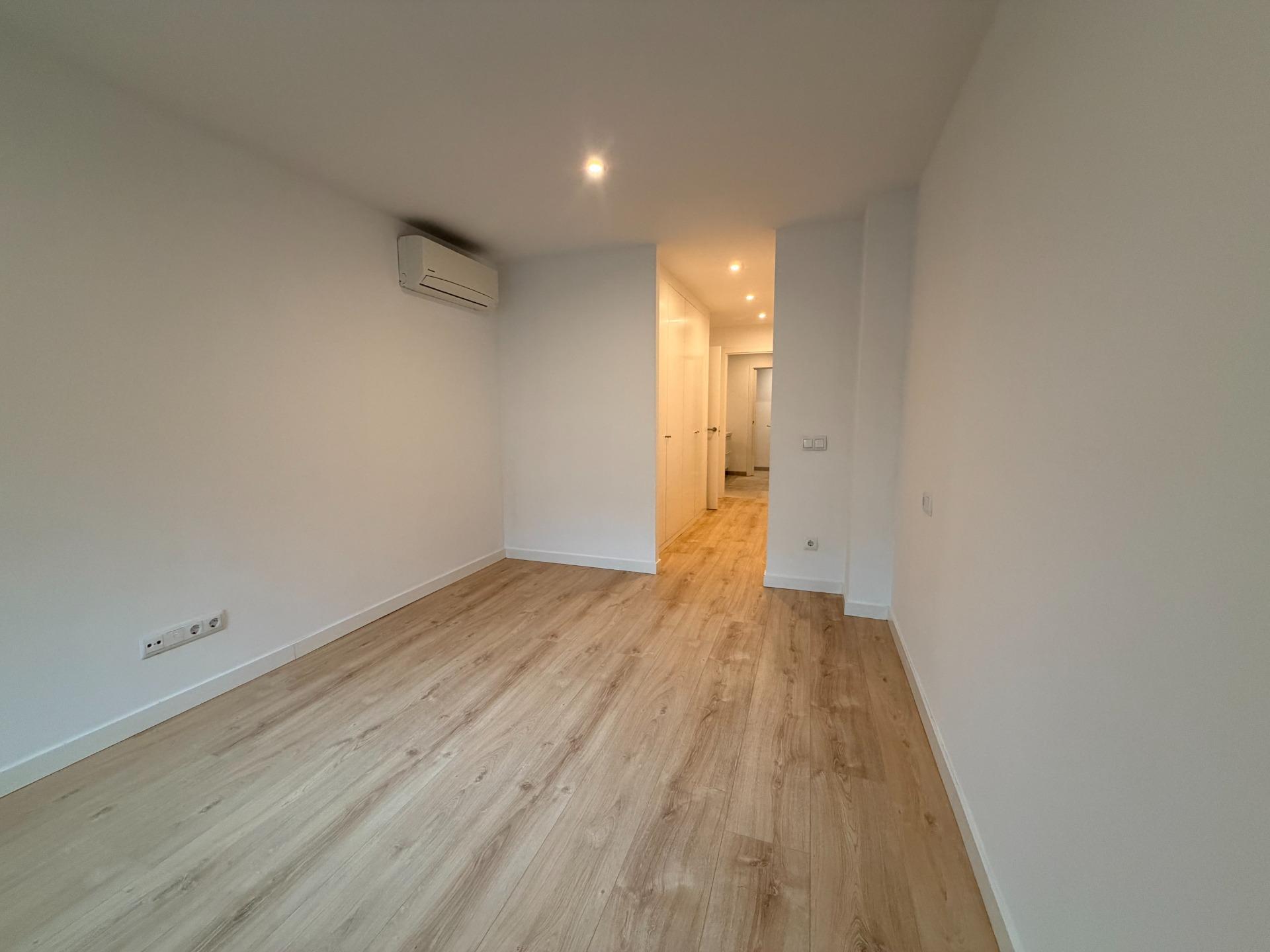 ESTUPENDO BAJO EN NUGA CASTELLANA - foto 10