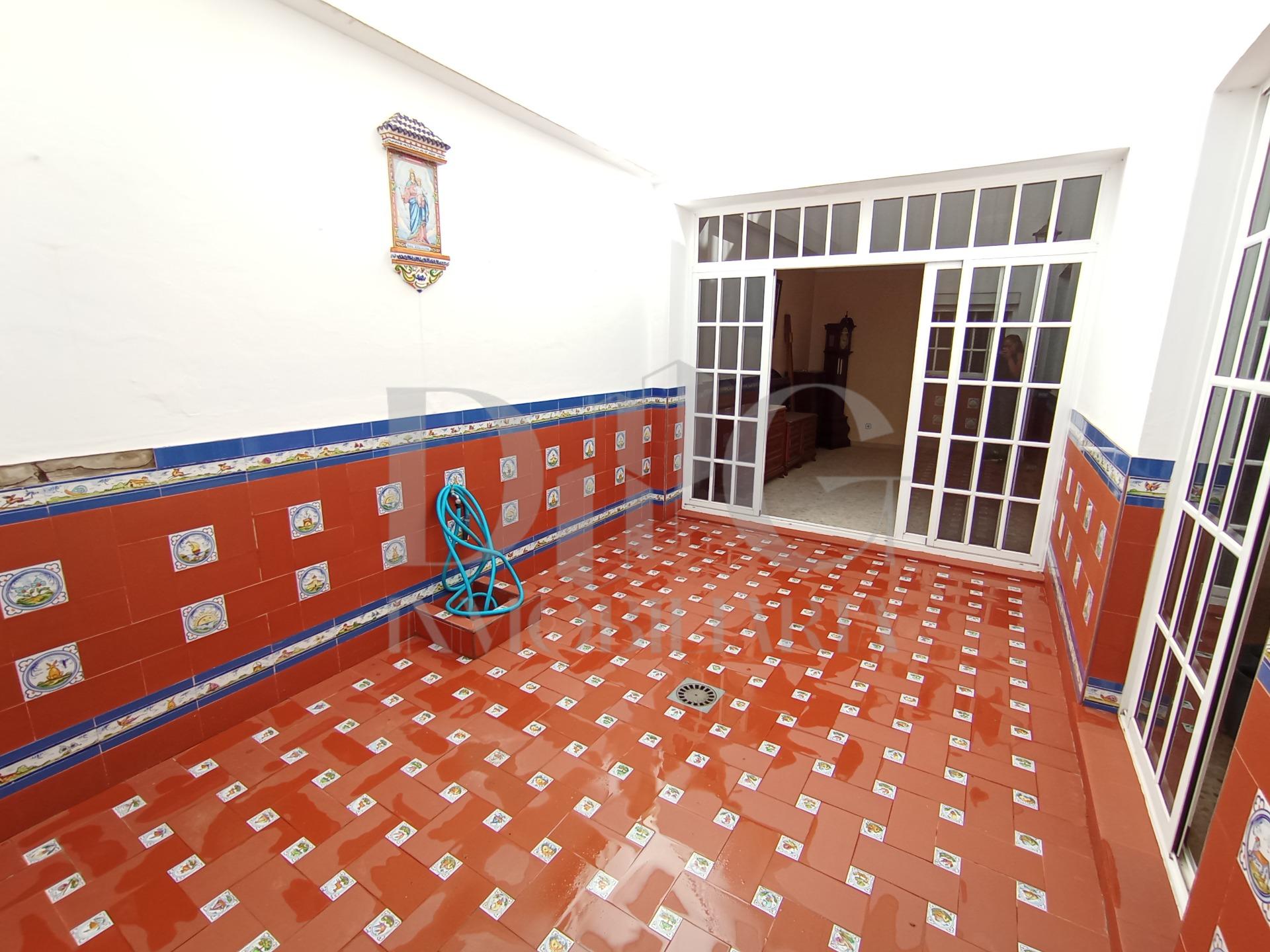 casa en el centro Dos Hermanas con cochera 3 habitaciones 3w - foto 9