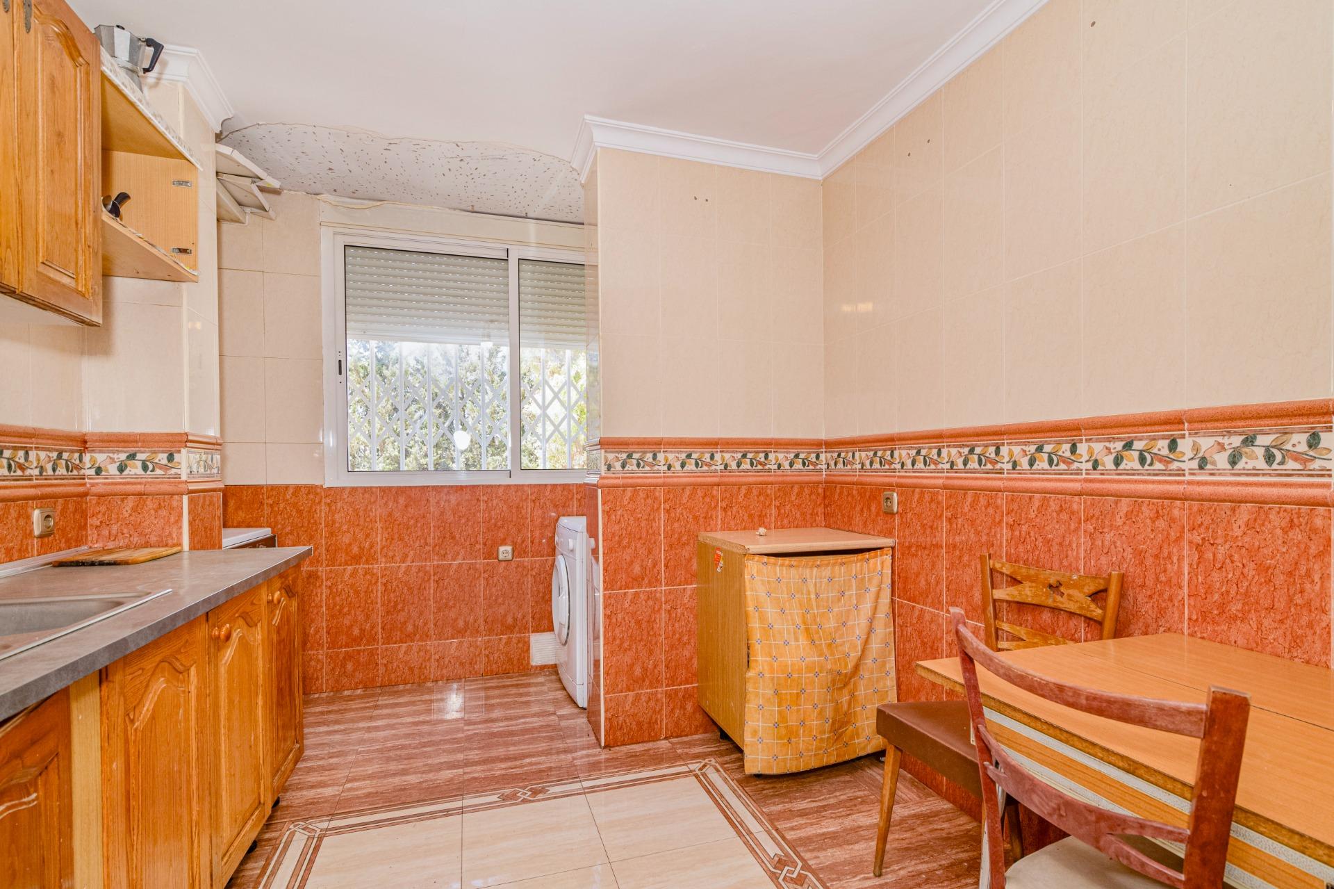OPORTUNIDAD EN VENTA DE PISO DE TRES DORMITORIOS EN ANTEQUER - foto 19