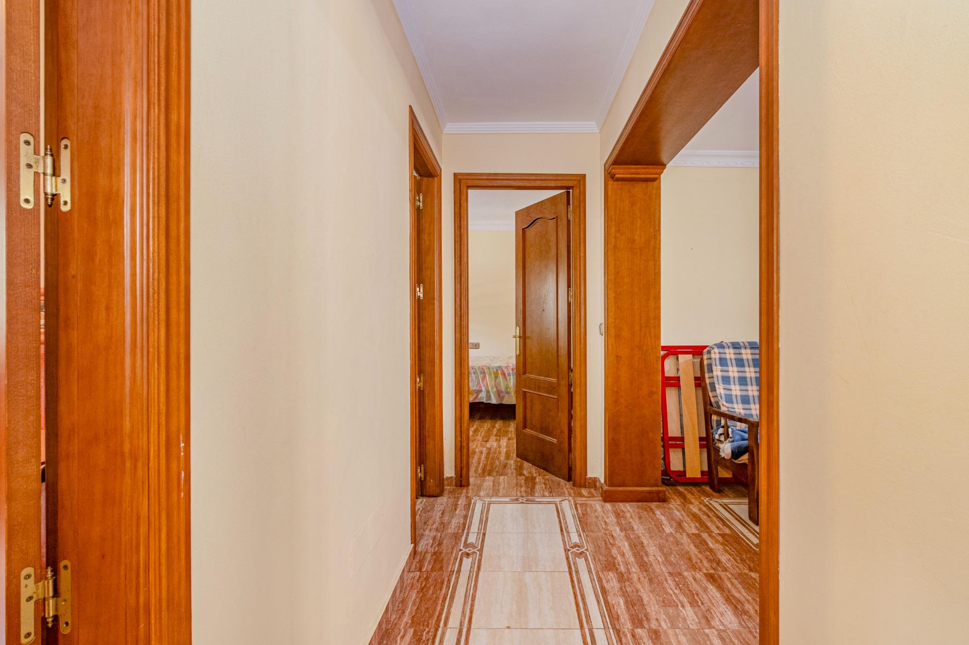 OPORTUNIDAD EN VENTA DE PISO DE TRES DORMITORIOS EN ANTEQUER - foto 24