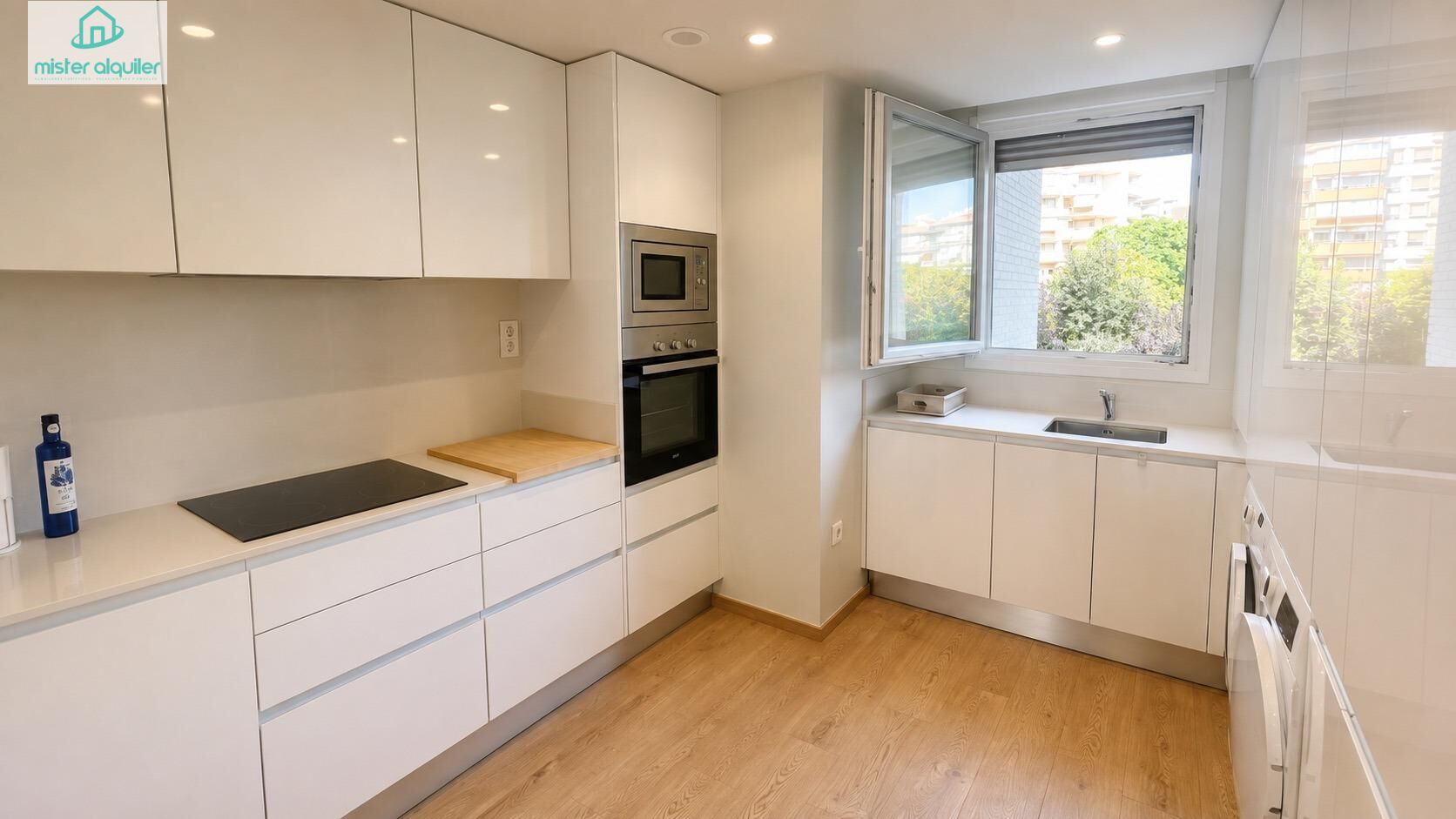 EXCLUSIVIDAD Y CONFORT EN LA PRESTIGIOSA URBANIZACIÓN ABEDUL - foto 21