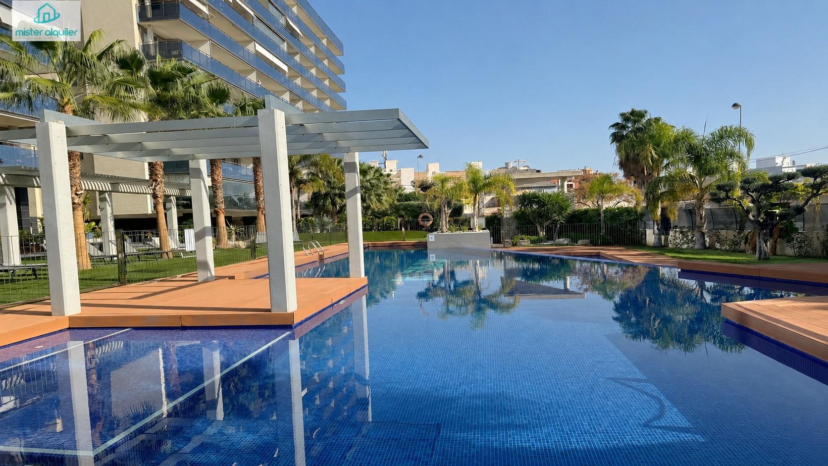 EXCLUSIVIDAD Y CONFORT EN LA PRESTIGIOSA URBANIZACIÓN ABEDUL - foto 32
