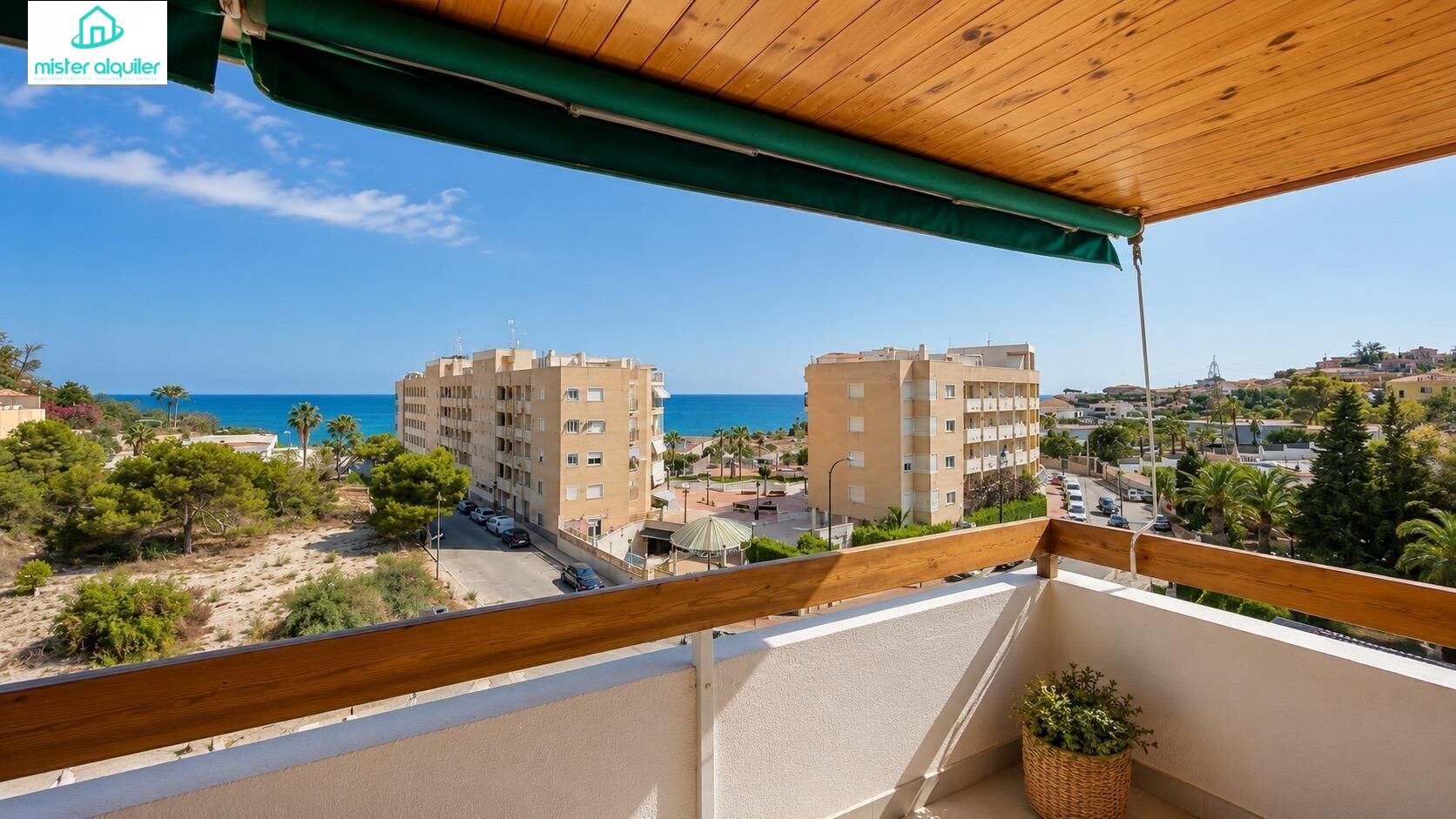 EL MEDITERRÁNEO A SUS PIES EN CALA LANUZA - foto 36