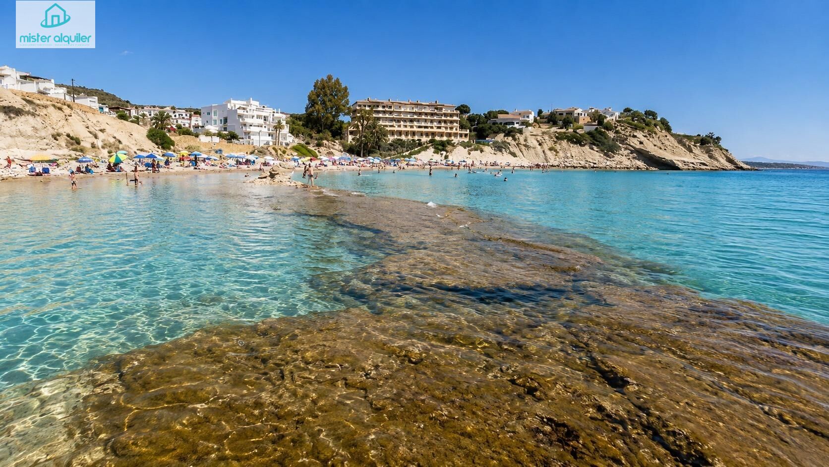 EL MEDITERRÁNEO A SUS PIES EN CALA LANUZA - foto 45