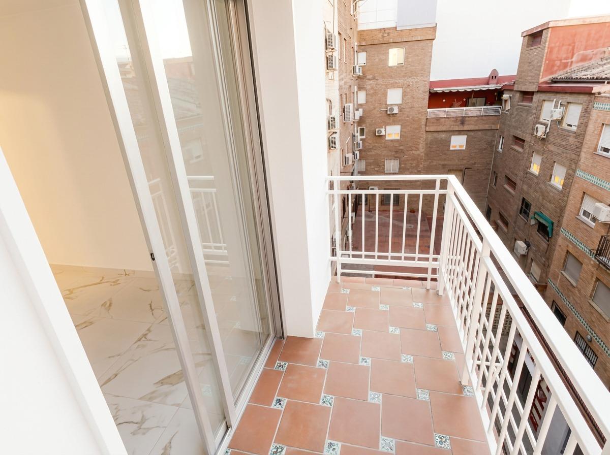 Alquiler de Piso Reformado de 3 Dormitorios en Zona Figares, - foto 11