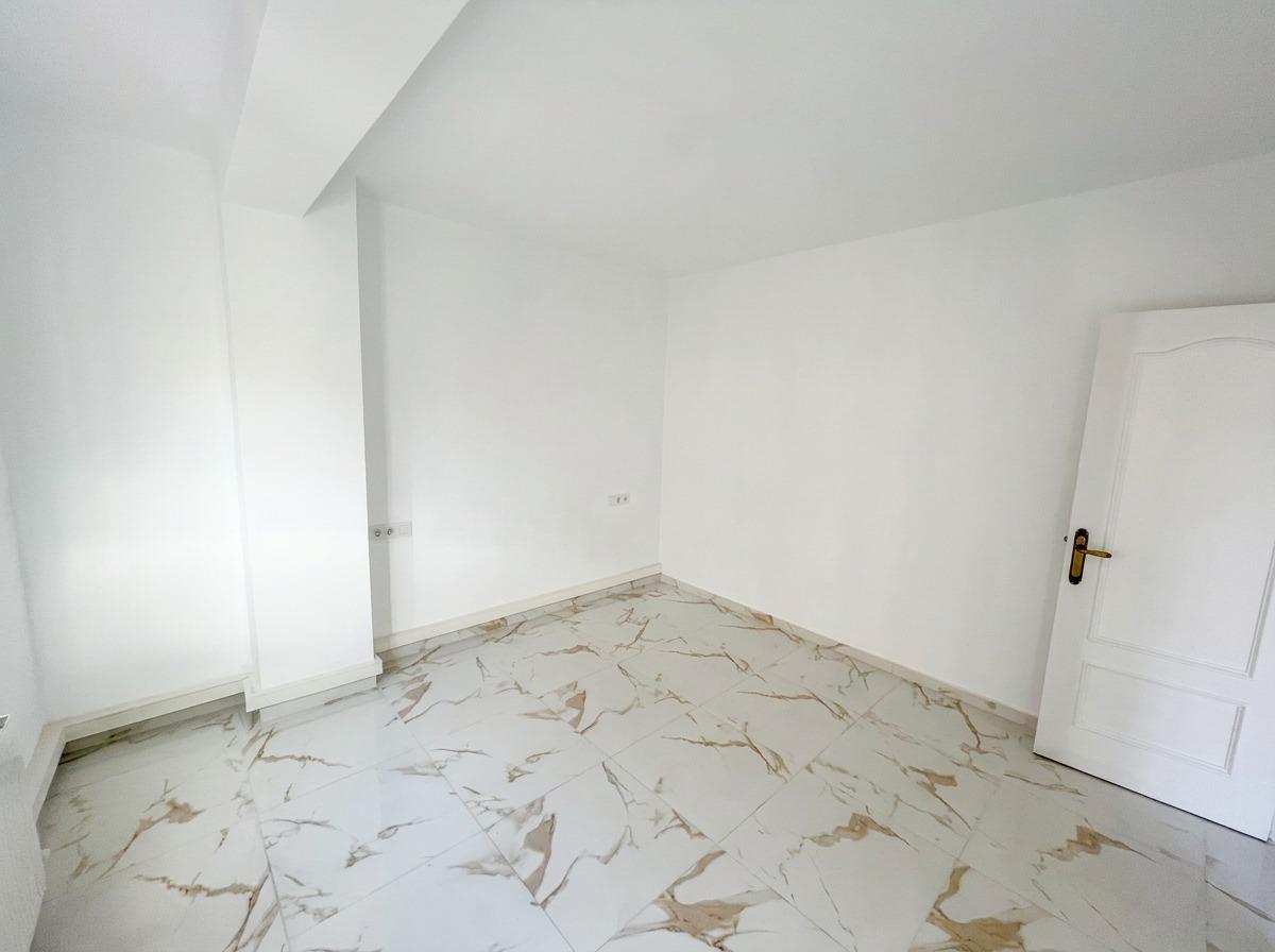 Alquiler de Piso Reformado de 3 Dormitorios en Zona Figares, - foto 15