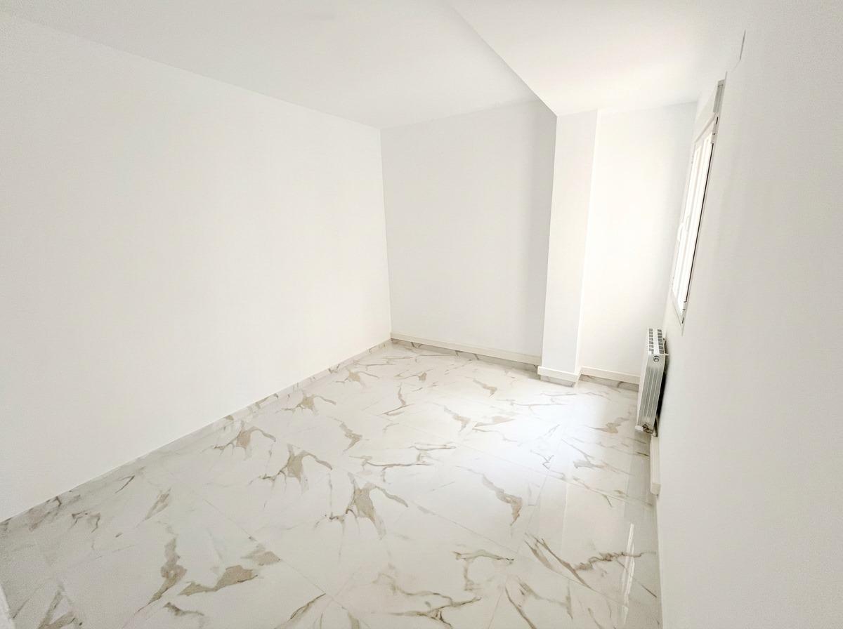 Alquiler de Piso Reformado de 3 Dormitorios en Zona Figares, - foto 18
