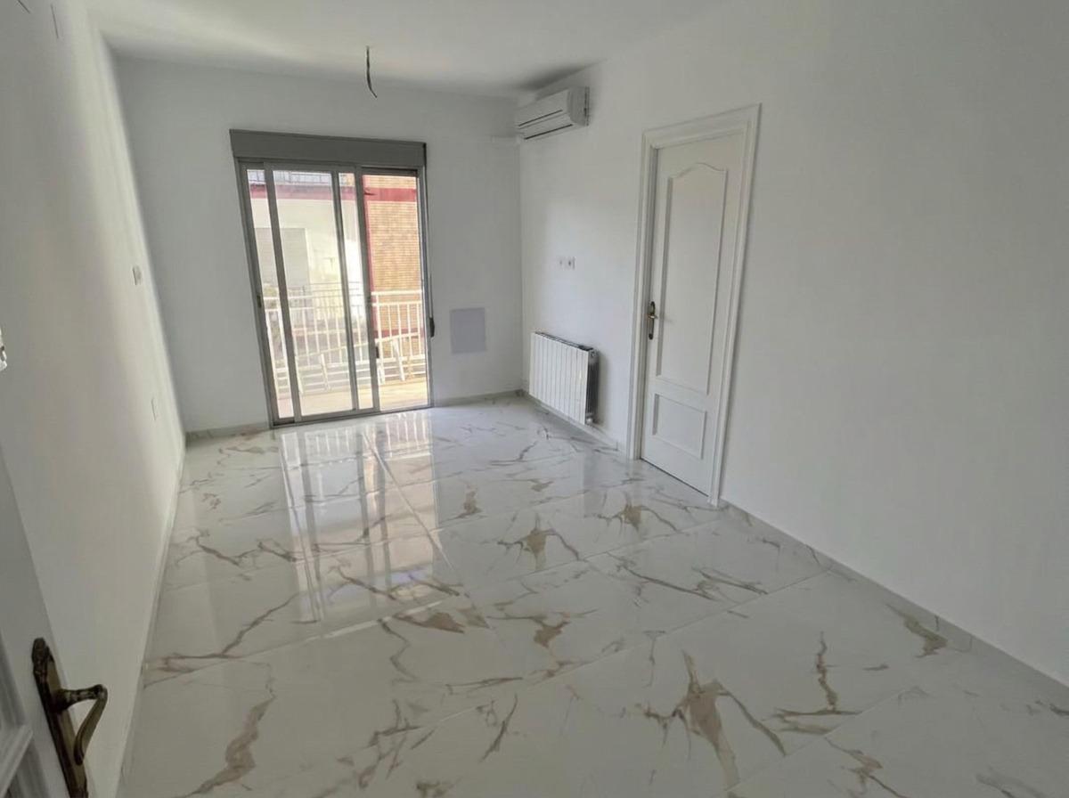 Alquiler de Piso Reformado de 3 Dormitorios en Zona Figares, - foto 8