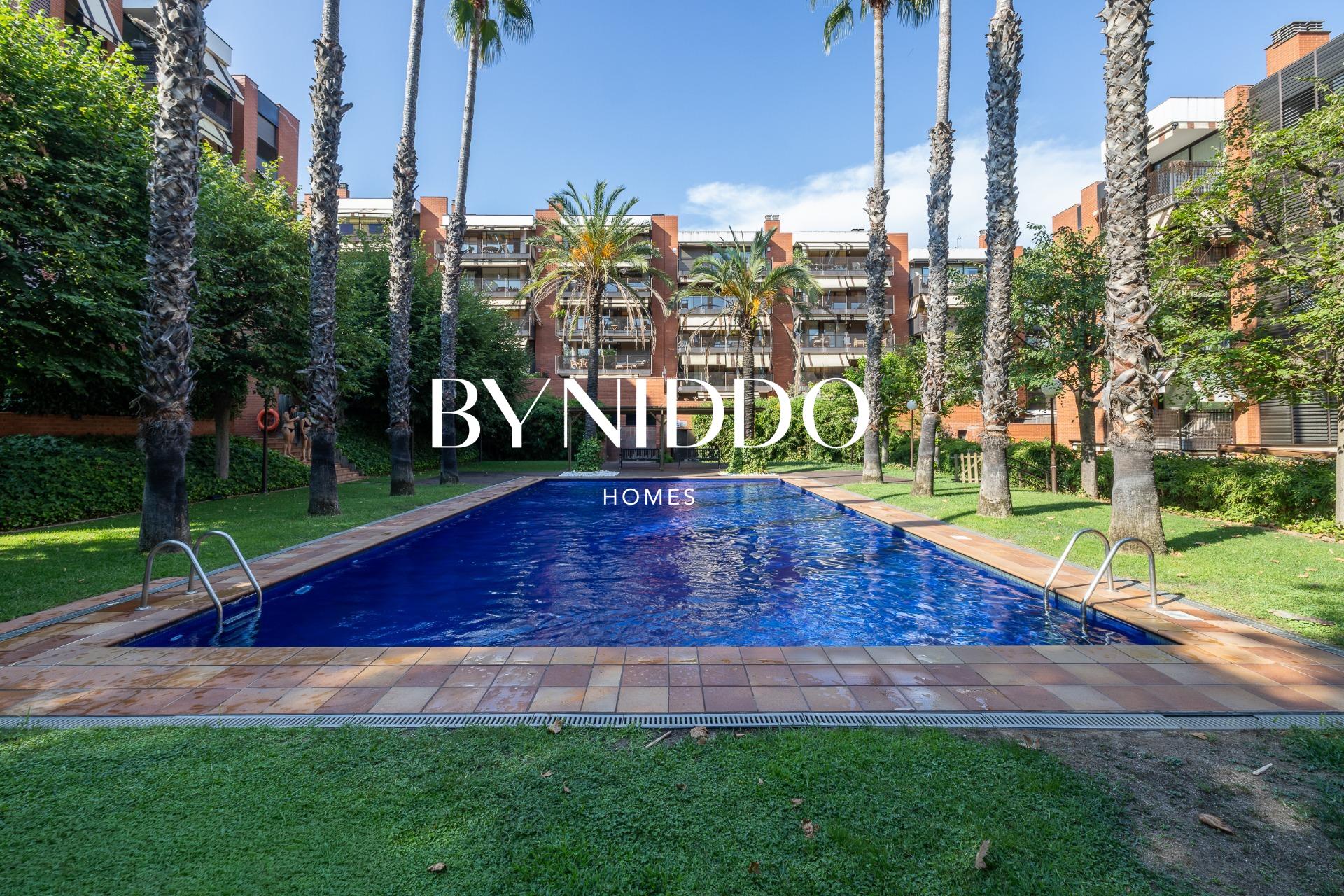 Exclusivo ático reformado con terraza en Parc Central - foto 45