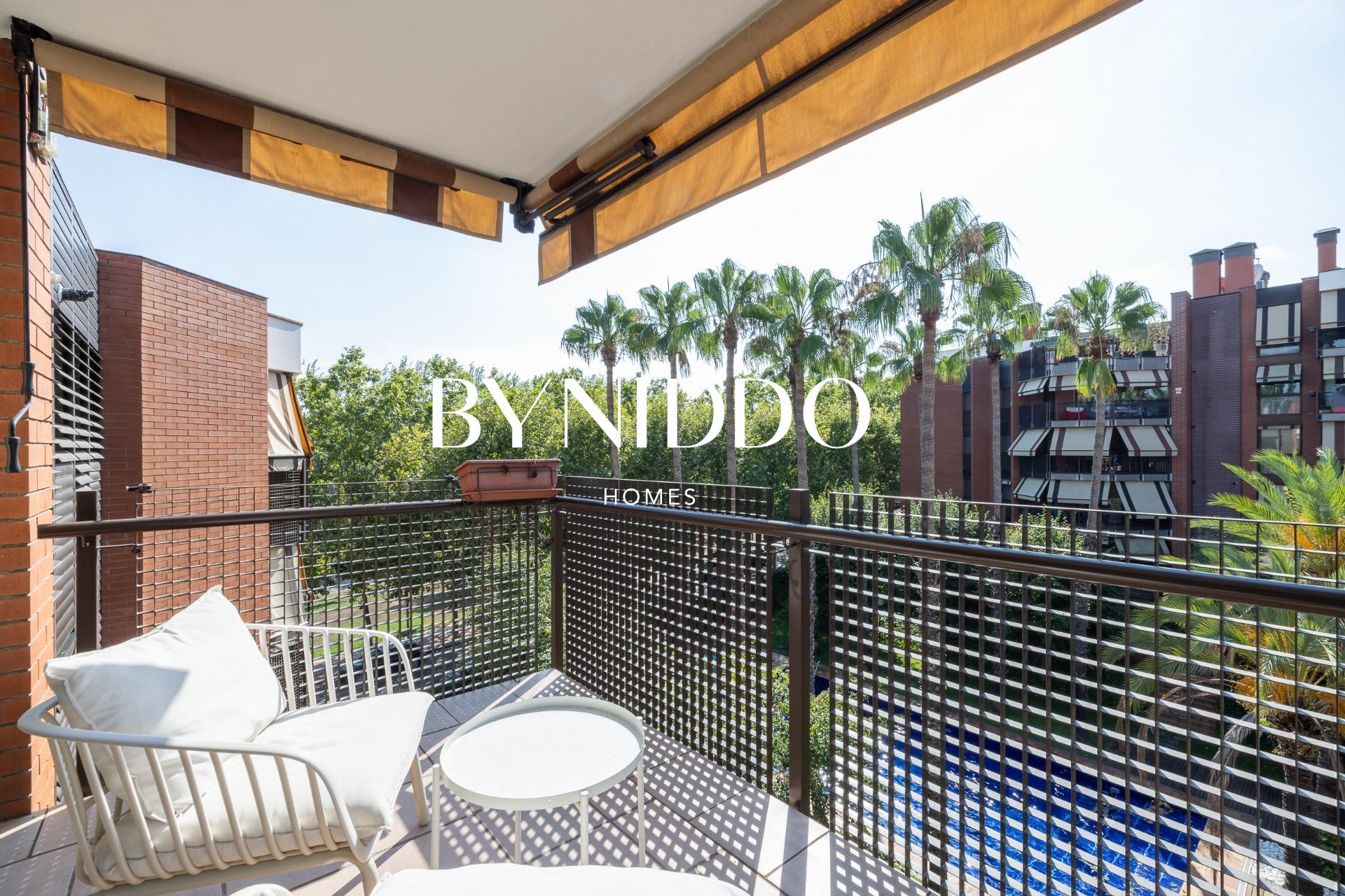 Exclusivo ático reformado con terraza en Parc Central - foto 7