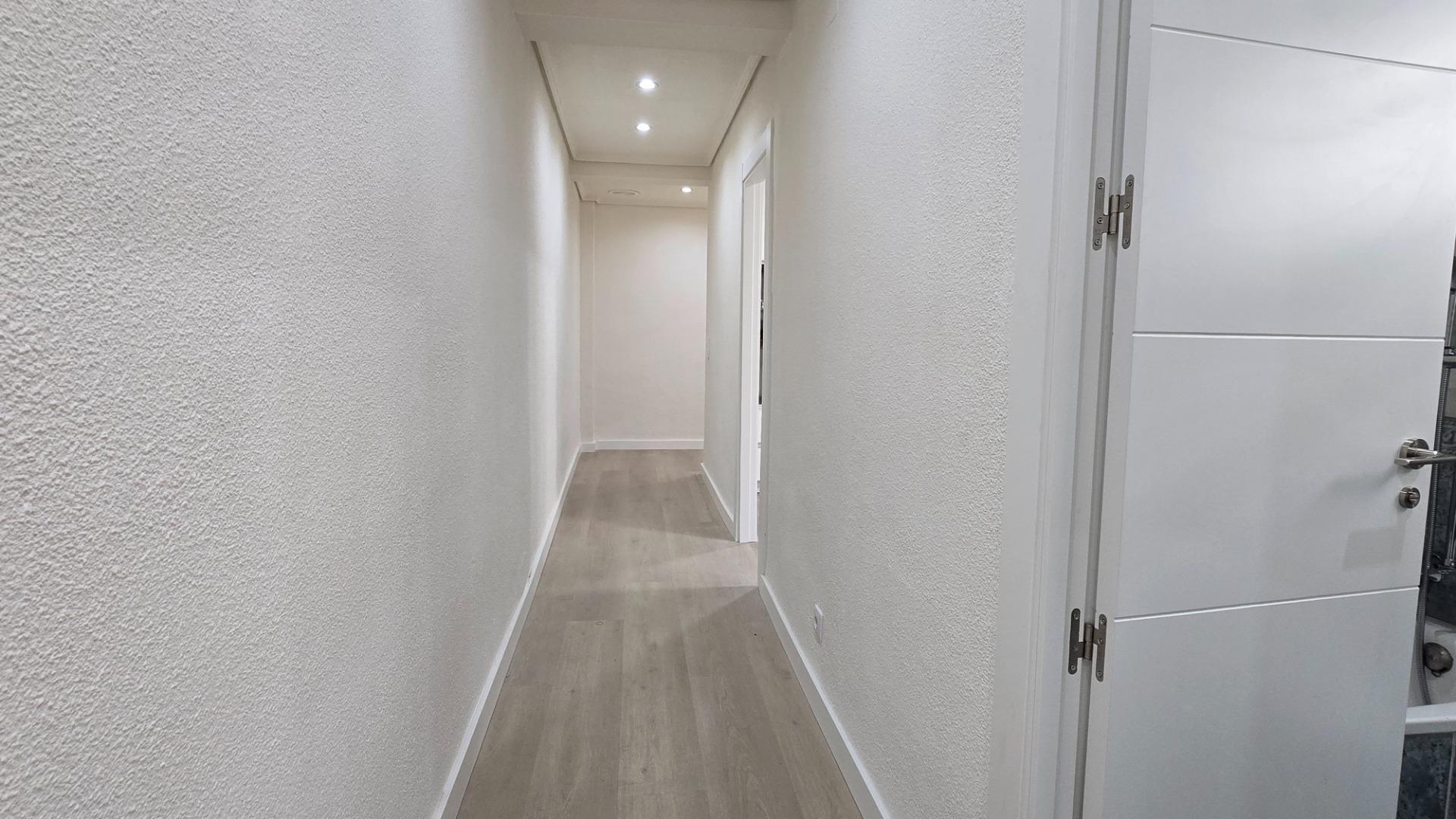 ¡Tu hogar ideal en Elche! Luminoso y acogedor piso en Toscar - foto 23