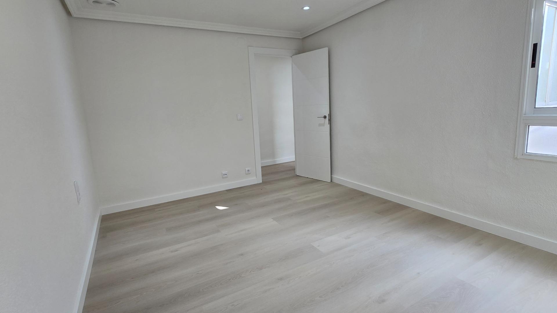 ¡Tu hogar ideal en Elche! Luminoso y acogedor piso en Toscar - foto 24
