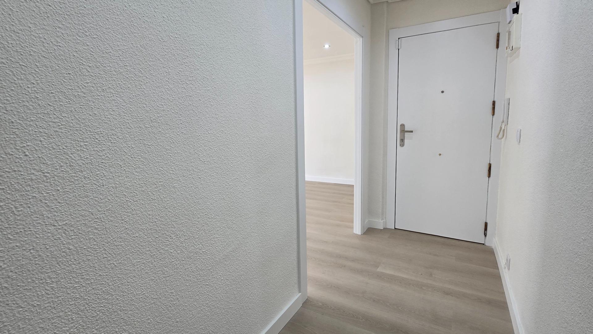 ¡Tu hogar ideal en Elche! Luminoso y acogedor piso en Toscar - foto 29