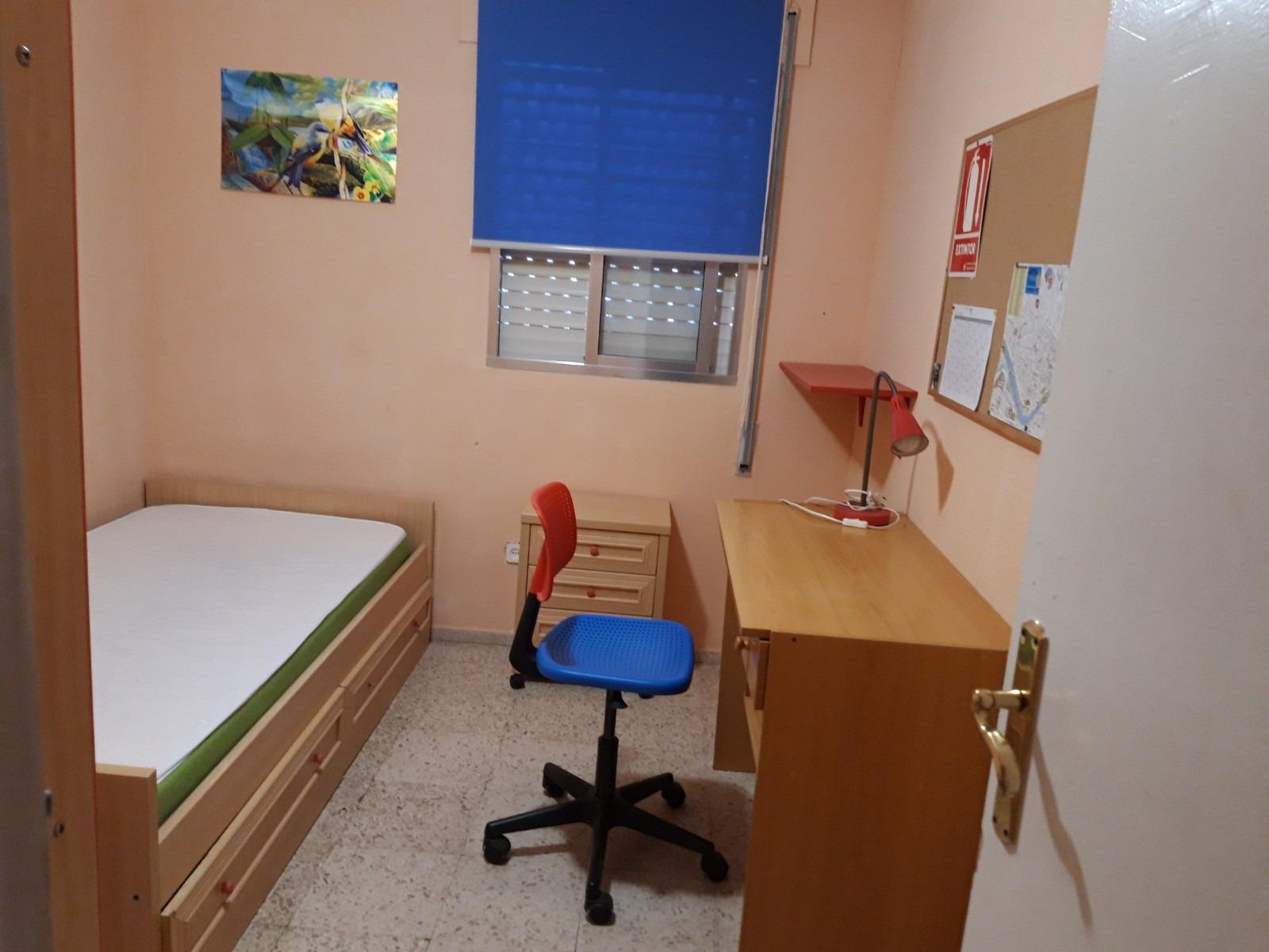 Macarena, junto Ronda Norte. Excelentes habitaciones se alqu - foto 16