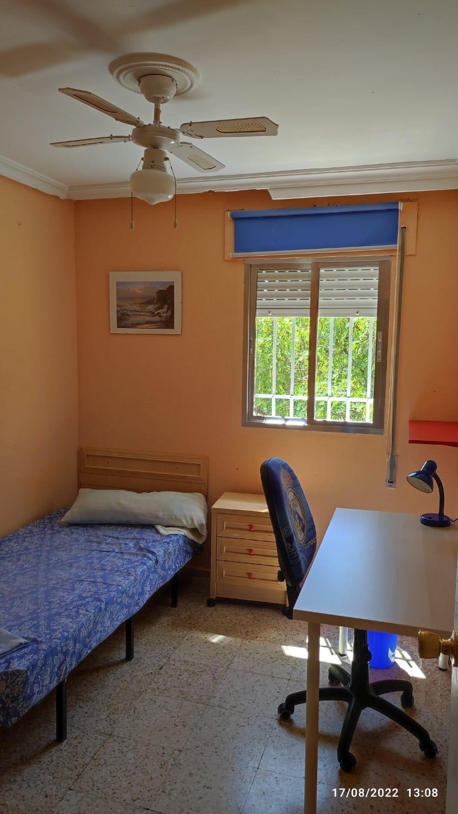Macarena, junto Ronda Norte. Excelentes habitaciones se alqu - foto 17