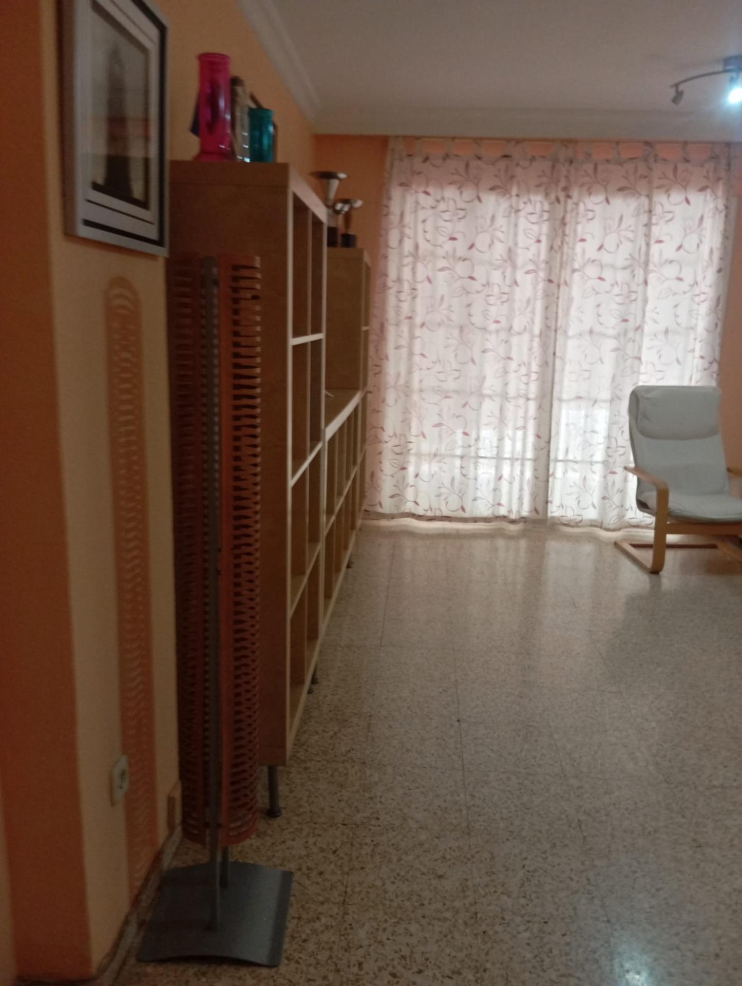 Macarena, junto Ronda Norte. Excelentes habitaciones se alqu - foto 4