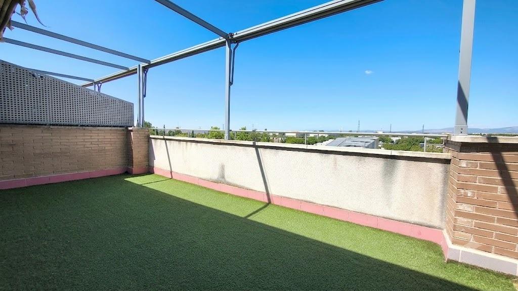 Espectacular Ático de 2 habitaciones y 3 terrazas en la excl - foto 6