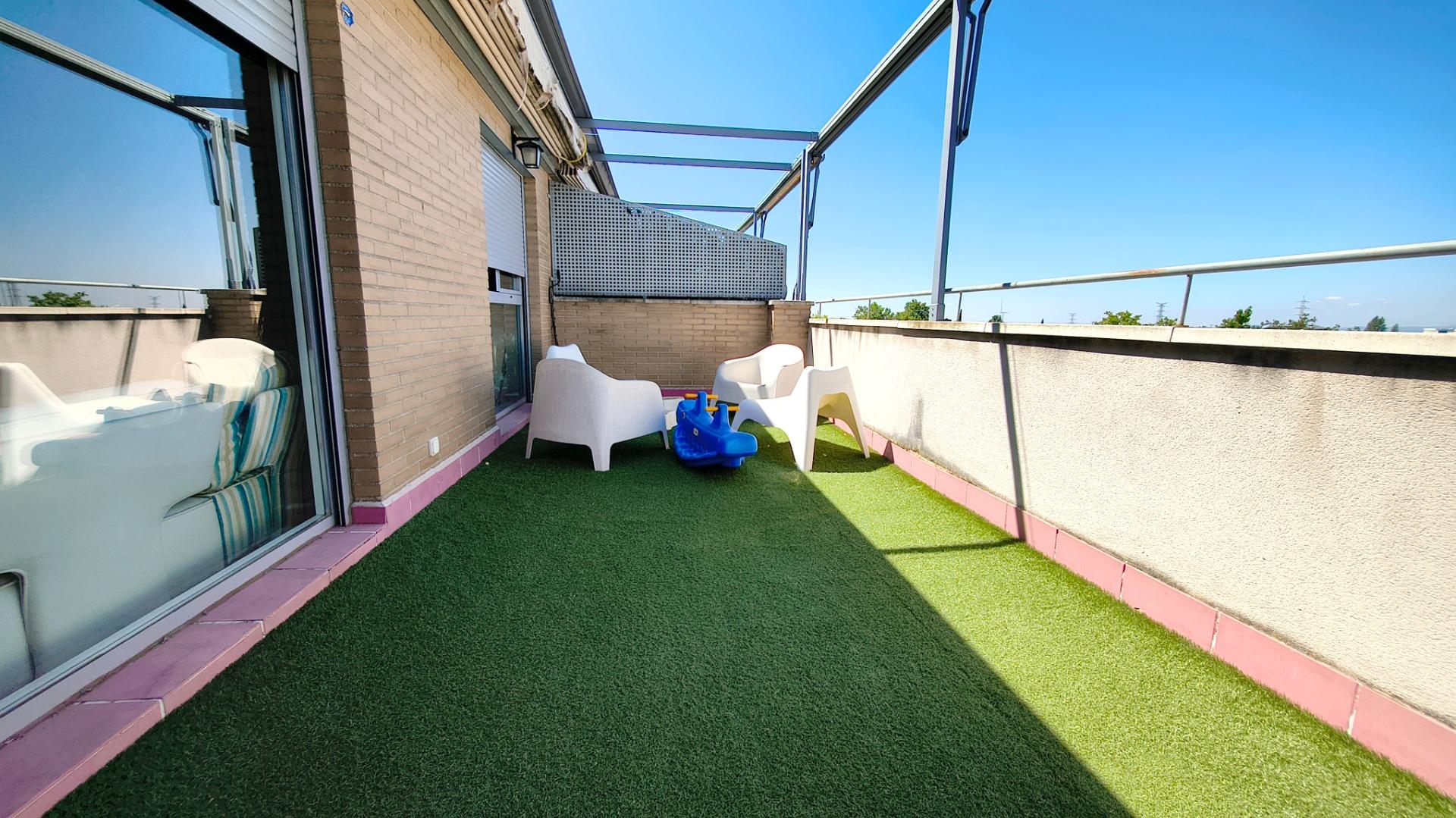 Espectacular Ático de 2 habitaciones y 3 terrazas en la excl - foto 10