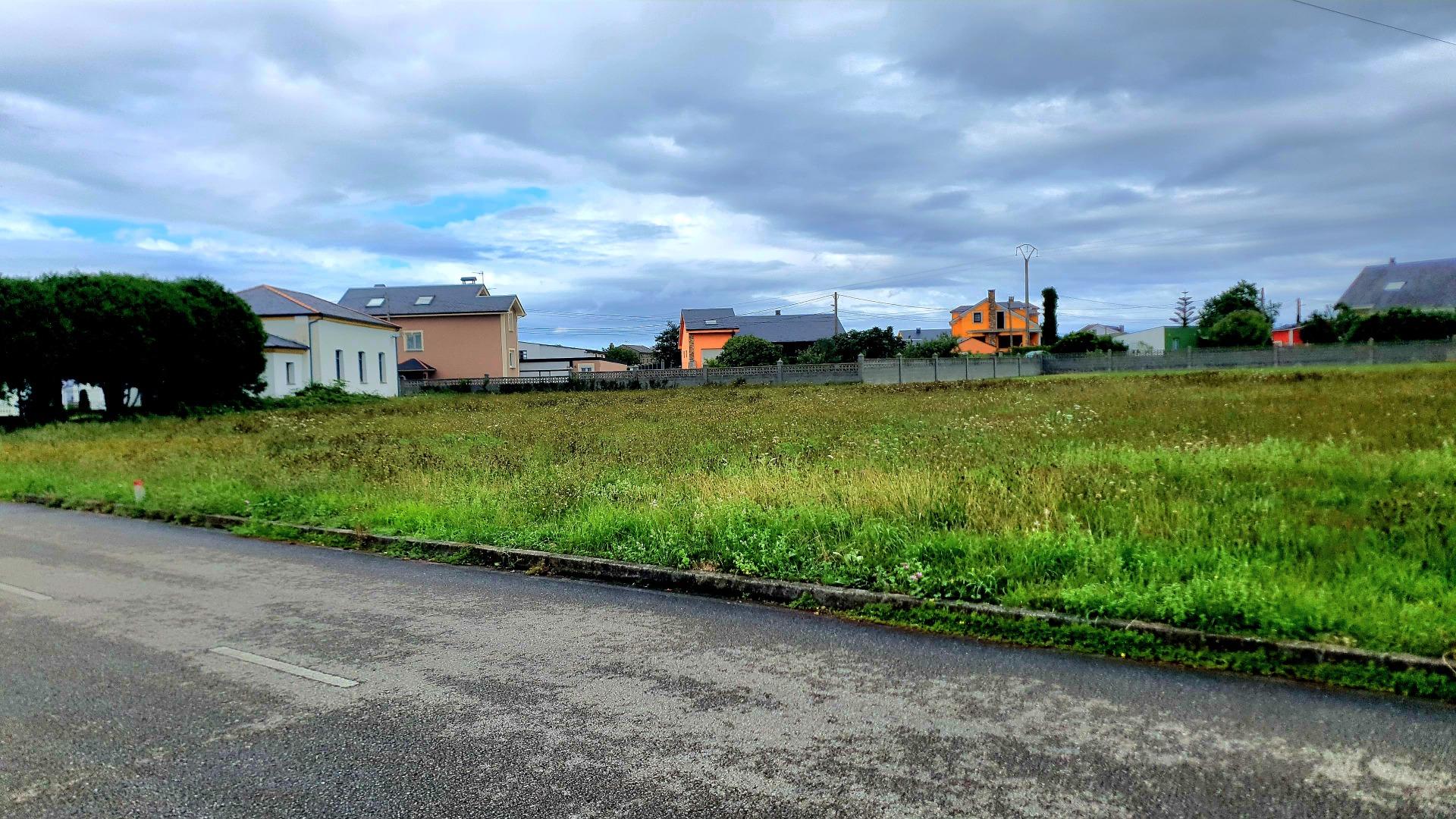 PARCELA EDIFICABLE DE 1.070 m2 – MÁNTARAS (TAPIA DE CASARIEG - foto 11