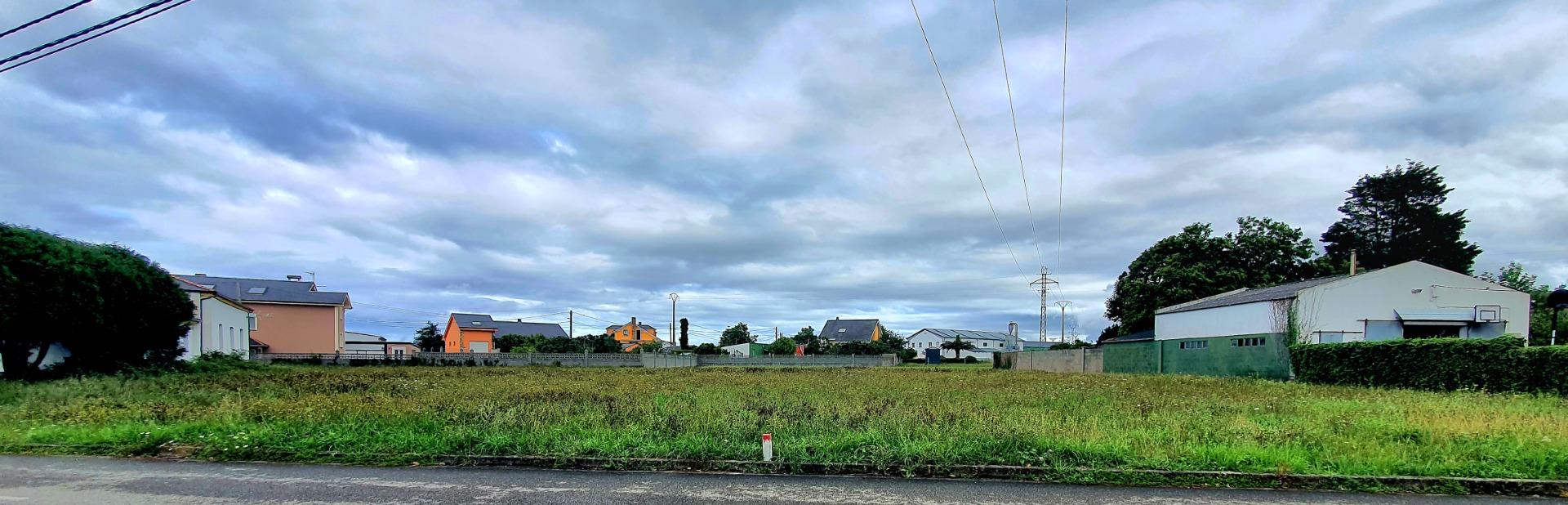 PARCELA EDIFICABLE DE 1.319 m2 – MÁNTARAS (TAPIA DE CASARIEG - foto 4