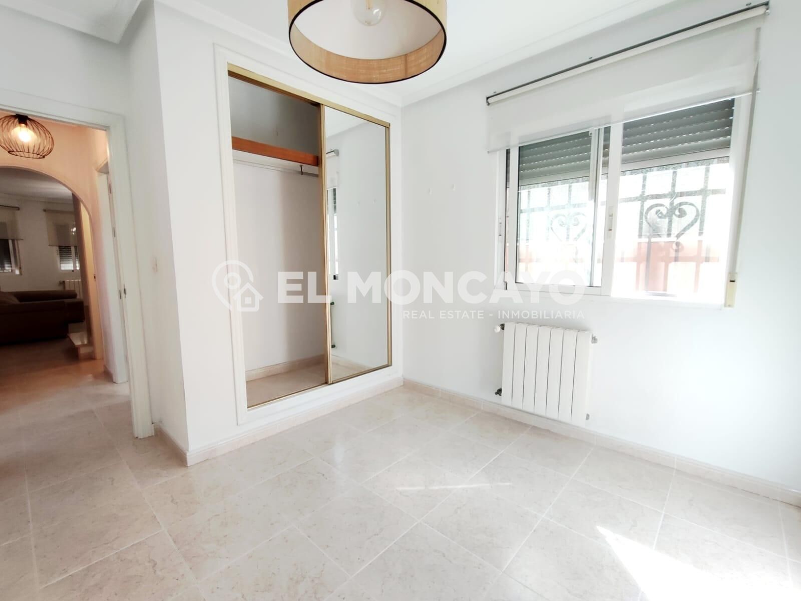 Fantástico chalet independiente con piscina privada en una e - foto 17