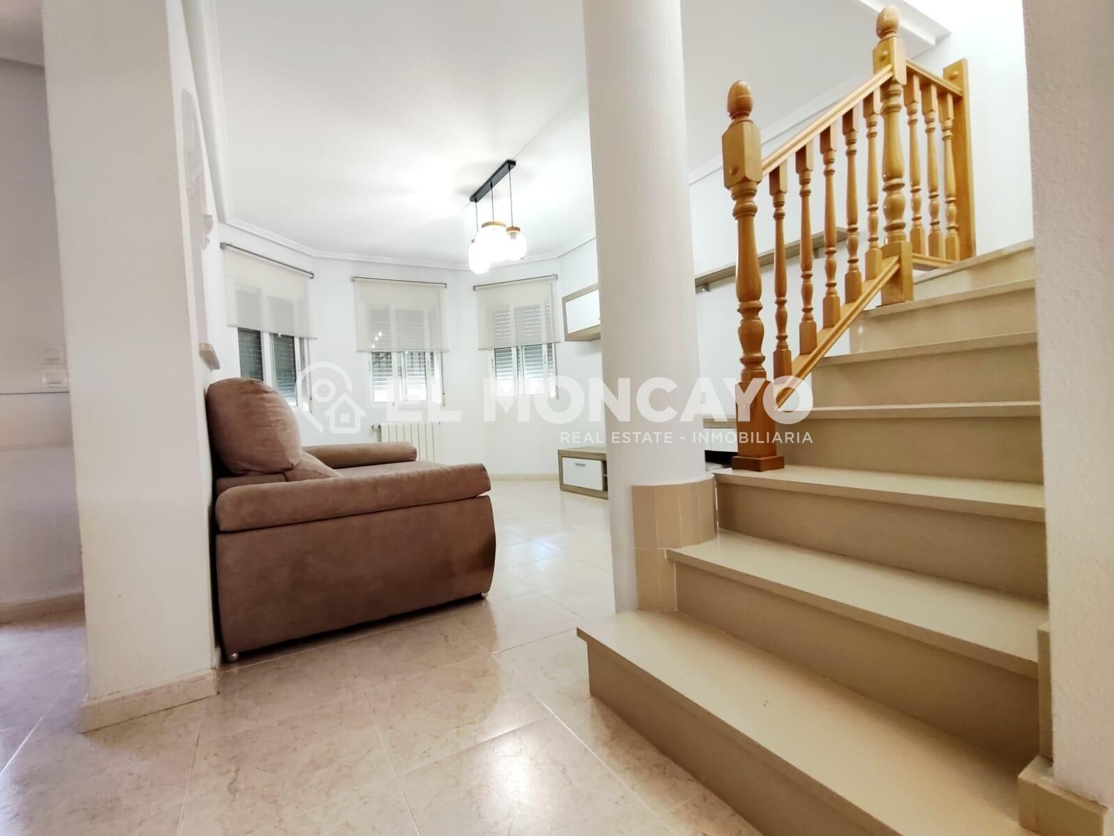 Fantástico chalet independiente con piscina privada en una e - foto 19
