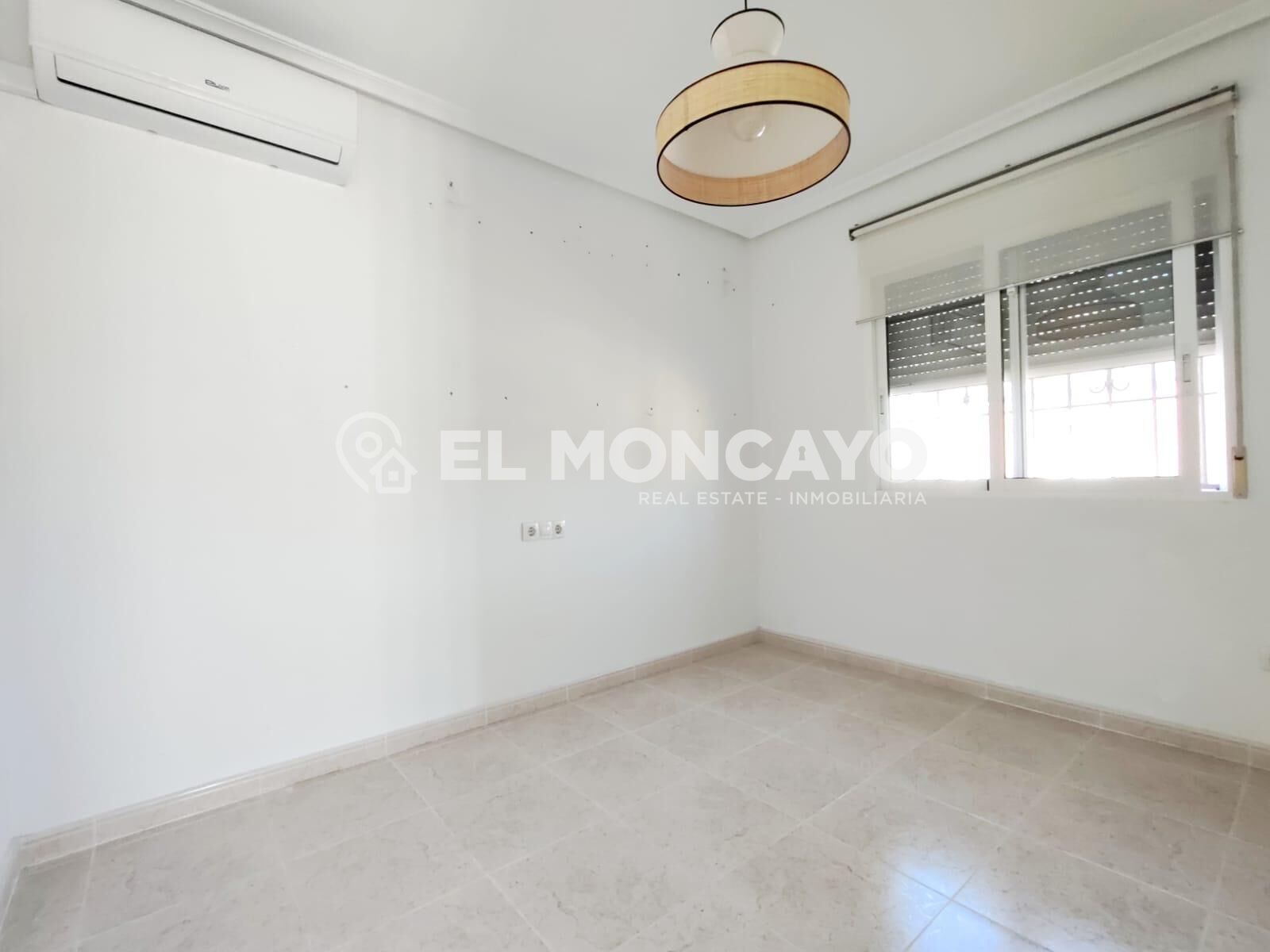Fantástico chalet independiente con piscina privada en una e - foto 22