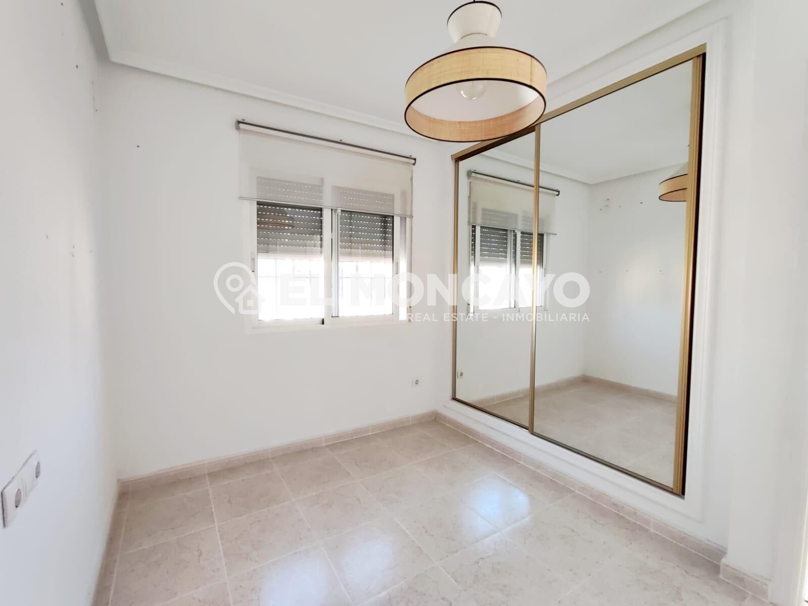 Fantástico chalet independiente con piscina privada en una e - foto 23