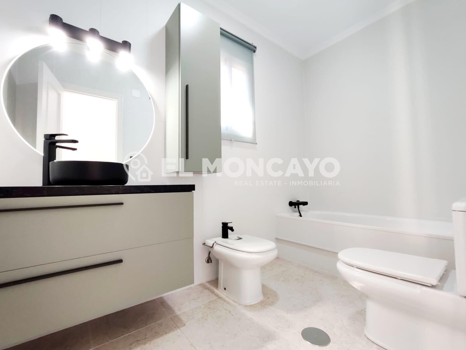 Fantástico chalet independiente con piscina privada en una e - foto 24