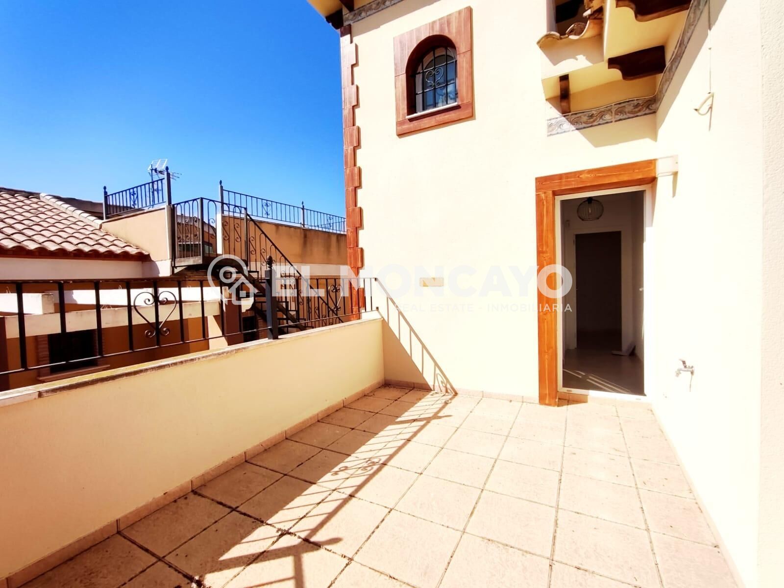 Fantástico chalet independiente con piscina privada en una e - foto 25