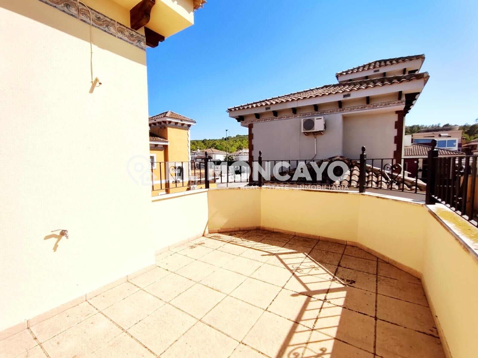 Fantástico chalet independiente con piscina privada en una e - foto 26