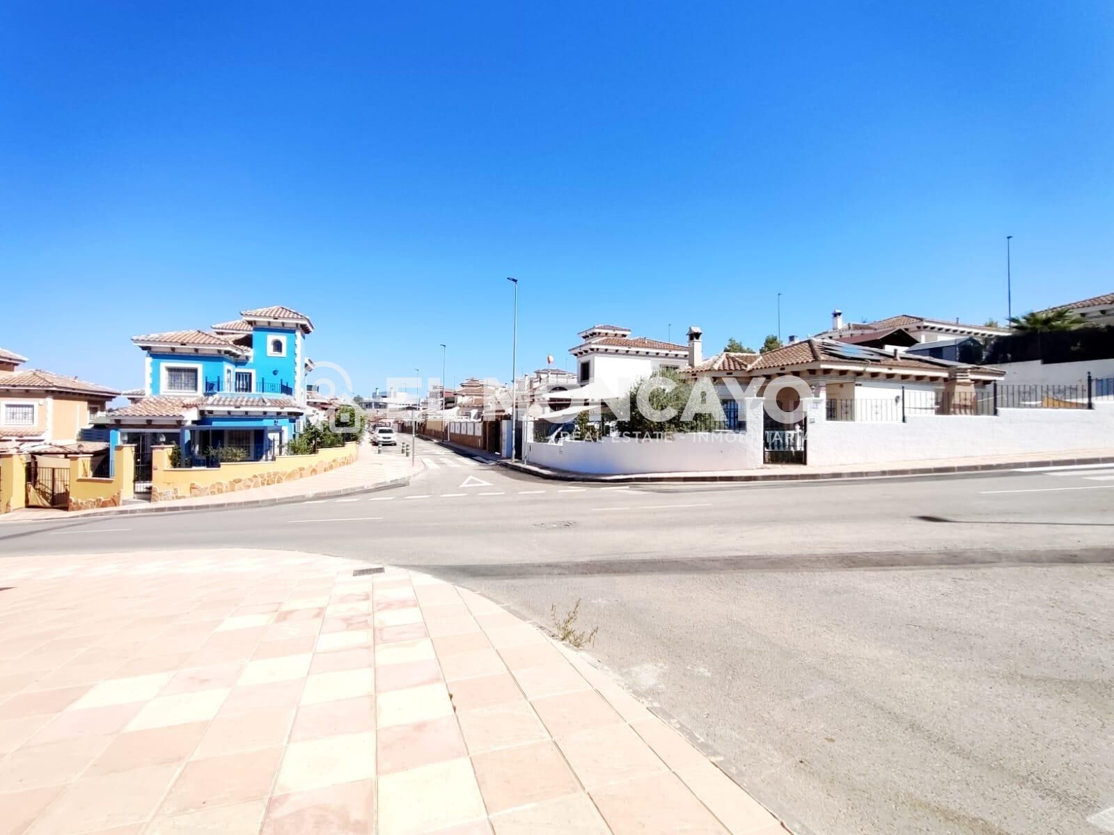 Fantástico chalet independiente con piscina privada en una e - foto 36