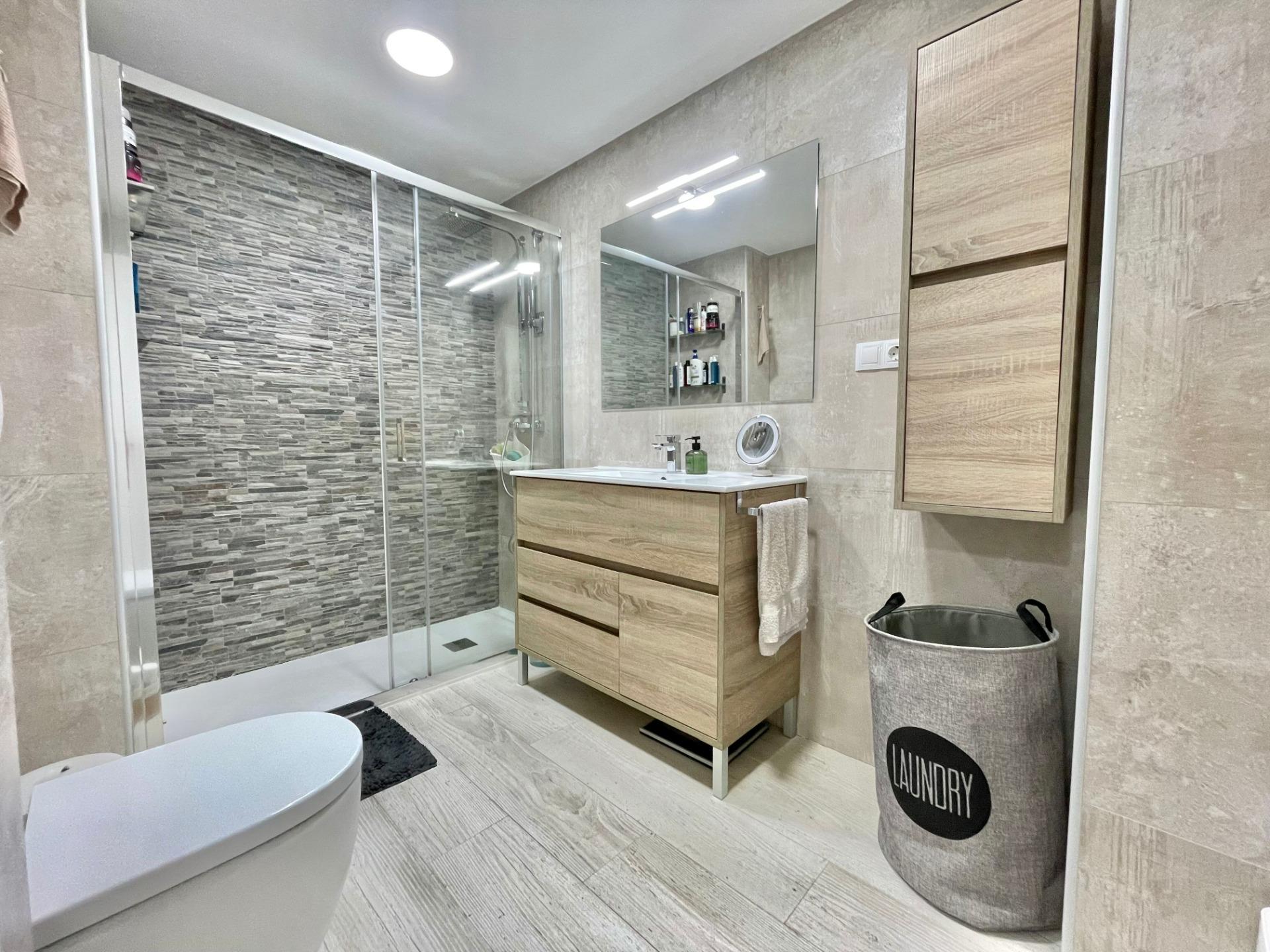 PRECIOSO PISO LISTO PARA ENTRAR A VIVIR! - foto 22