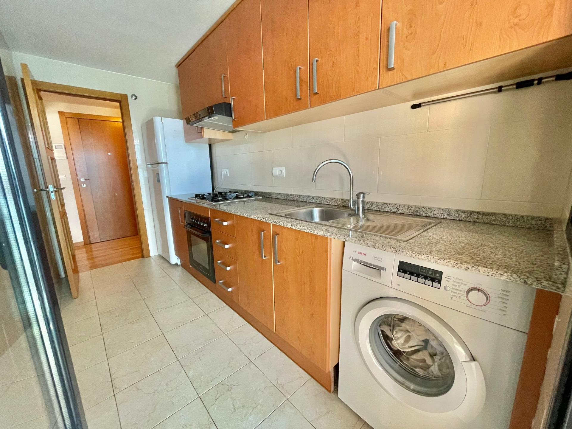 Planta baja de 2 dormitorios con amplio jardín privado, pisc - foto 9