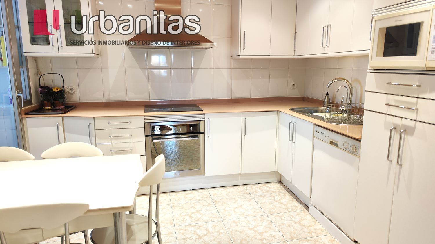 Luminosa y amplia vivienda junto a Ronda de Levante y La Mer