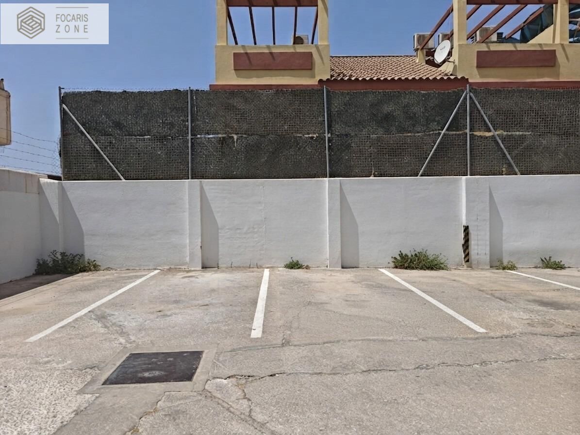 ESTUPENDO PISO EN CORTIJO BAZÁN - foto 17