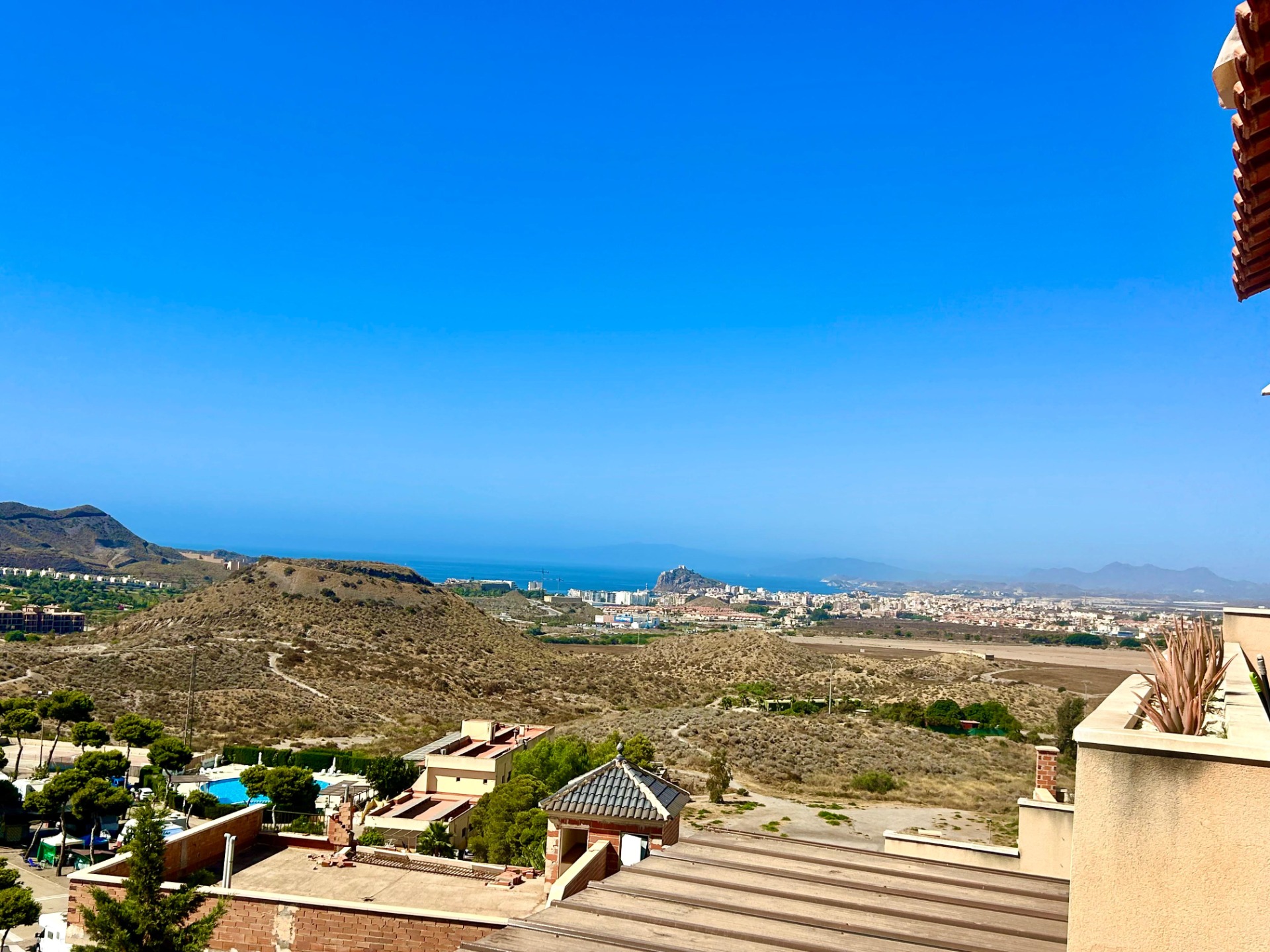 Magnífico apartamento  con vistas al mar en Los Collados, Ág
