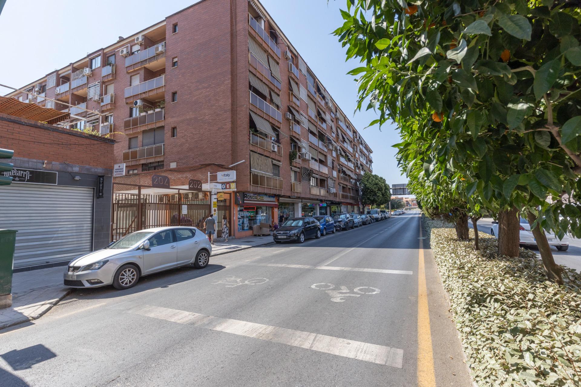 Amplia vivienda de 3 dormitorios junto al metro en la zona d - foto 37
